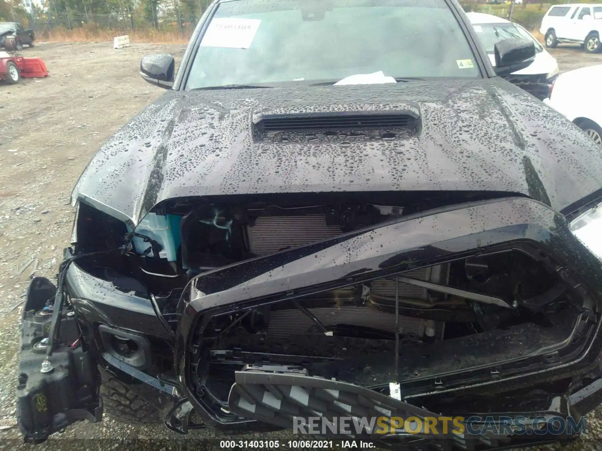 10 Photograph of a damaged car 5TFCZ5AN7MX270382 TOYOTA TACOMA 4WD 2021