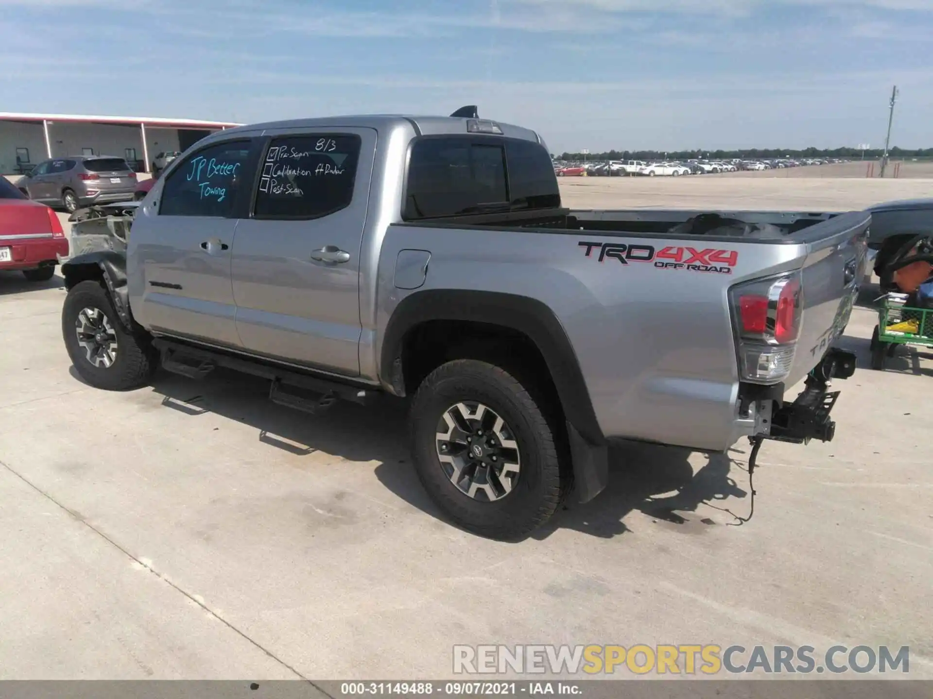 3 Photograph of a damaged car 5TFCZ5AN7MX273041 TOYOTA TACOMA 4WD 2021