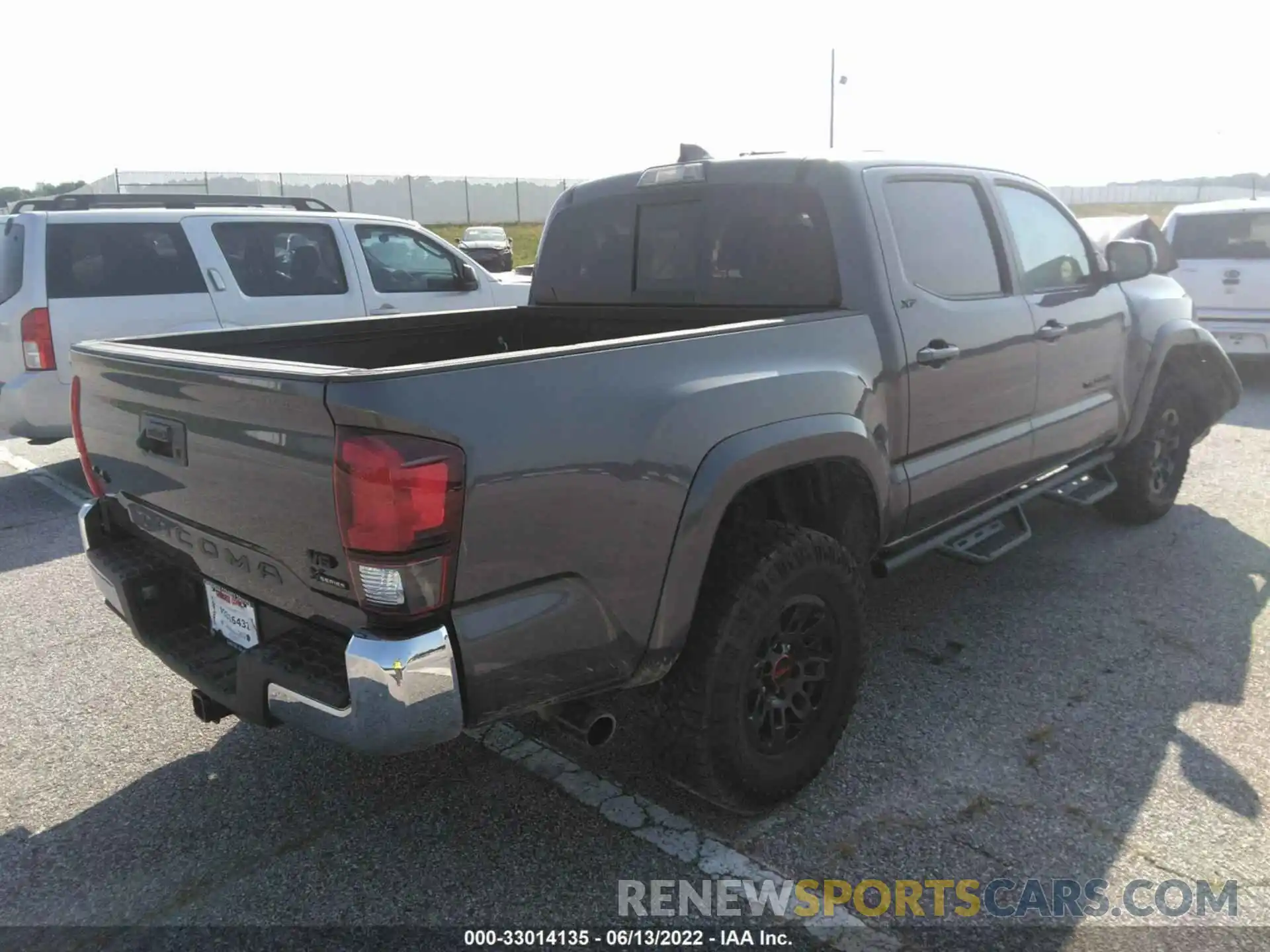 4 Фотография поврежденного автомобиля 5TFCZ5AN7MX278174 TOYOTA TACOMA 4WD 2021