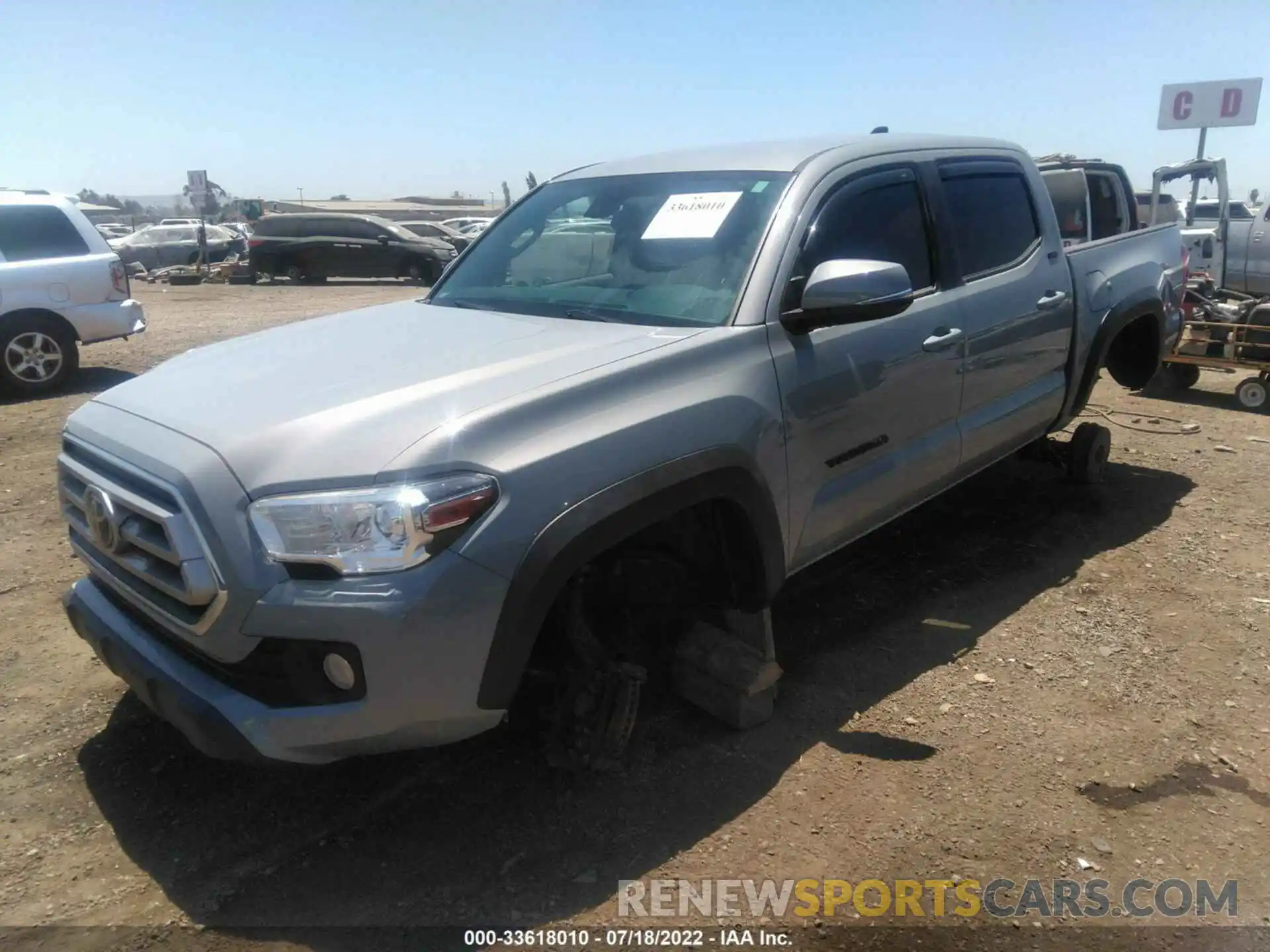 2 Photograph of a damaged car 5TFCZ5AN7MX280927 TOYOTA TACOMA 4WD 2021