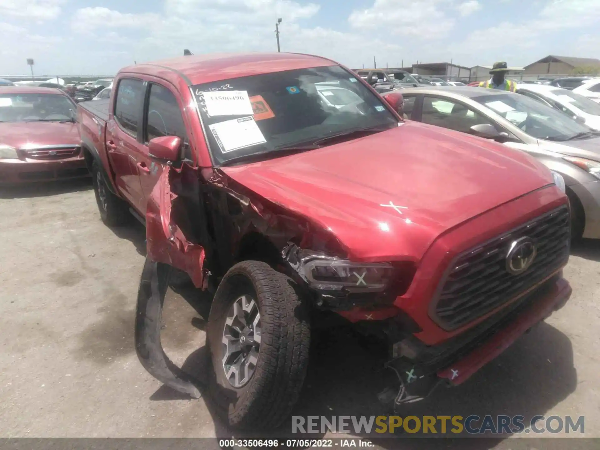 6 Photograph of a damaged car 5TFCZ5AN8MX248858 TOYOTA TACOMA 4WD 2021