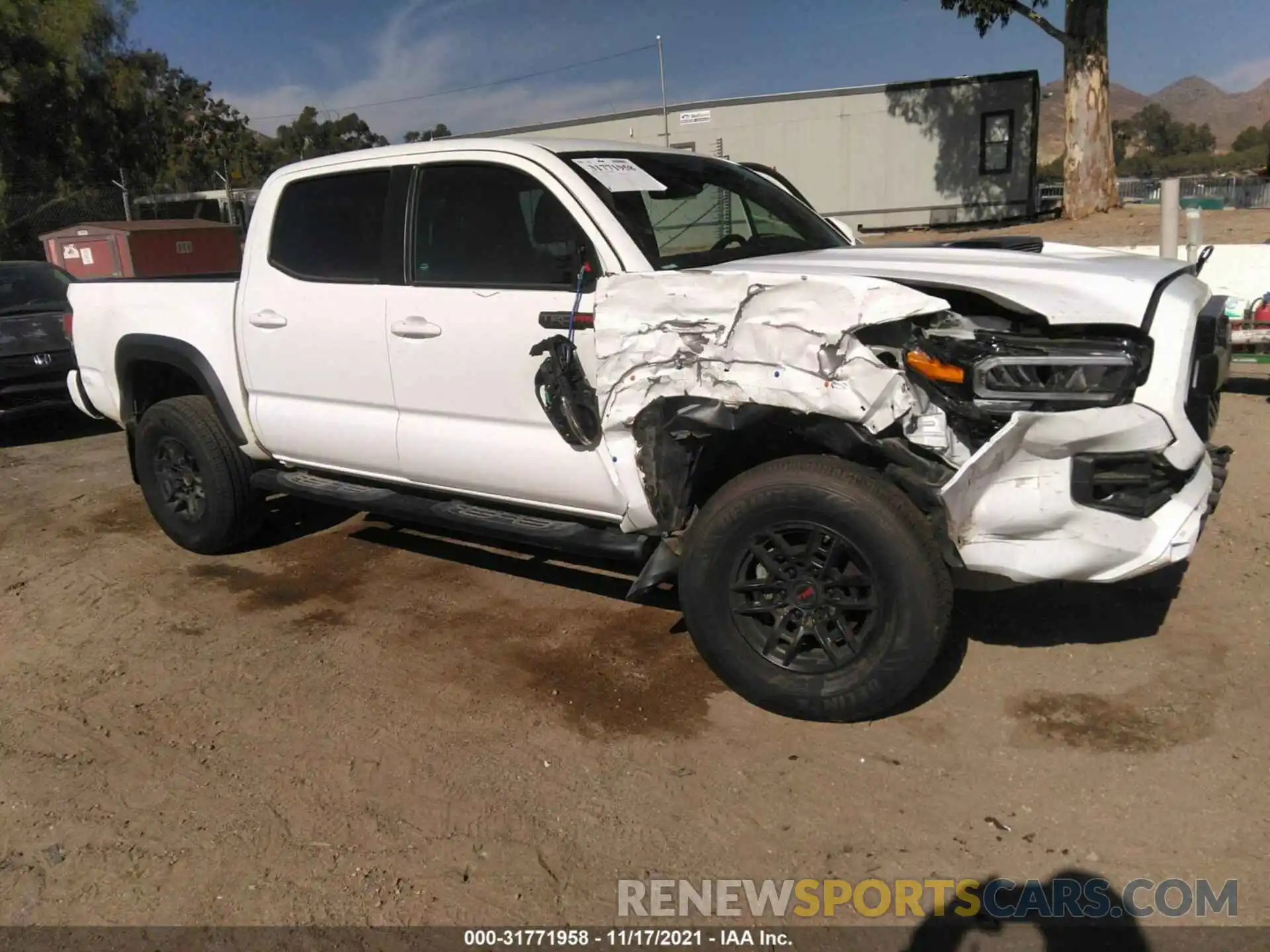 1 Photograph of a damaged car 5TFCZ5AN8MX249184 TOYOTA TACOMA 4WD 2021