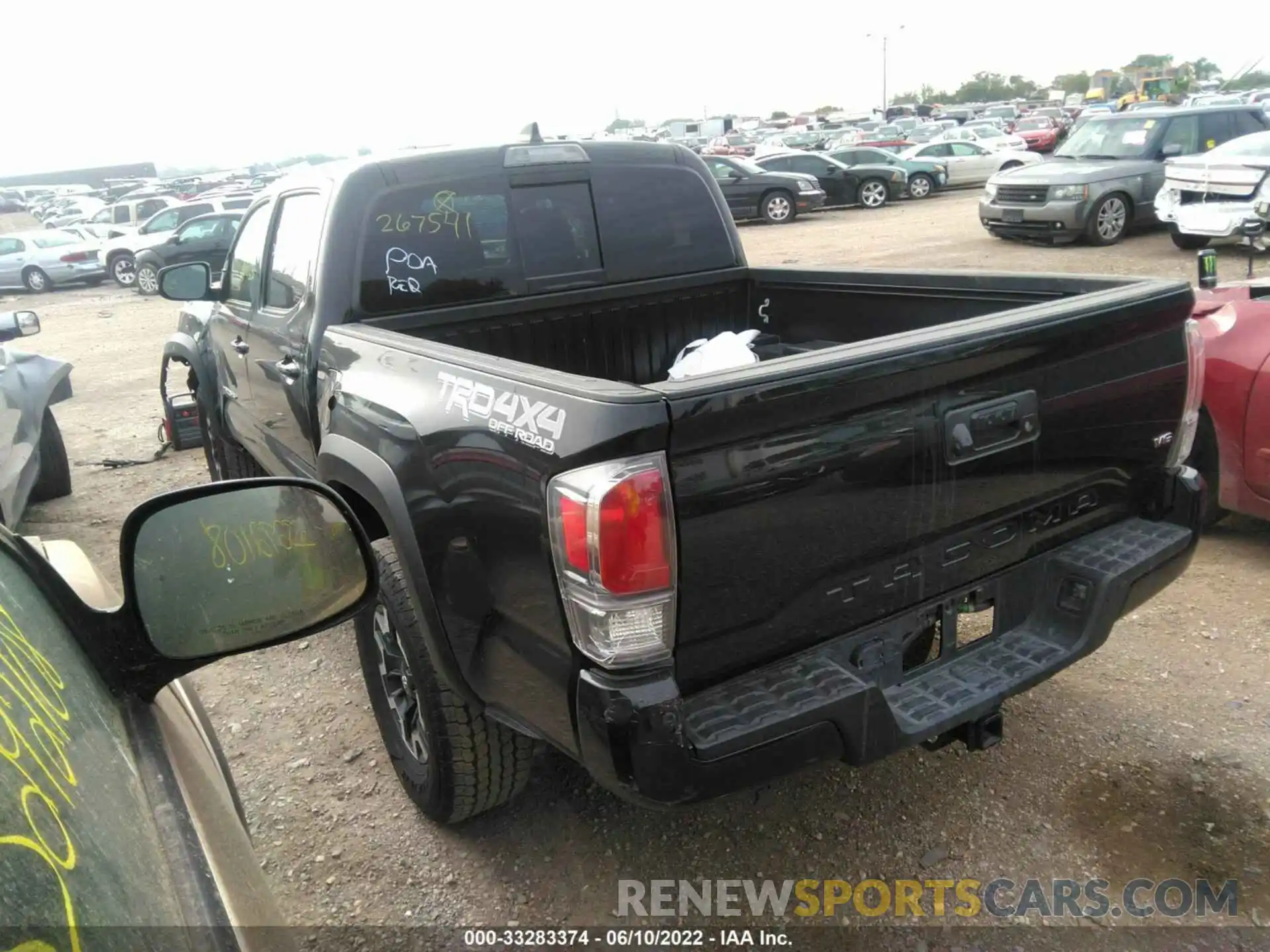 3 Photograph of a damaged car 5TFCZ5AN8MX267541 TOYOTA TACOMA 4WD 2021