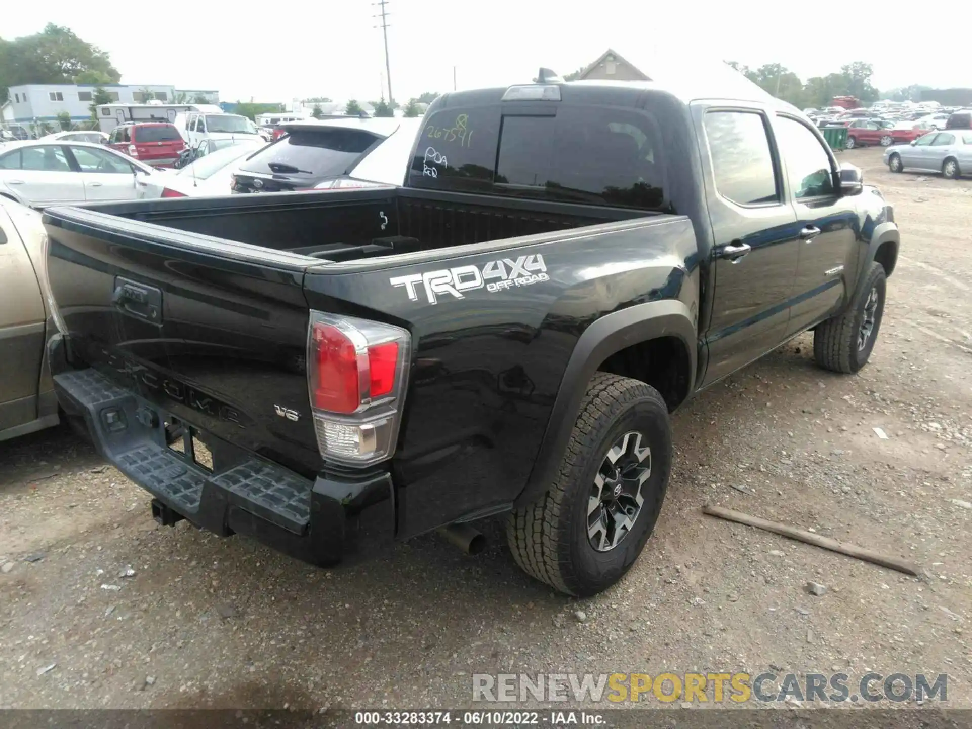 4 Фотография поврежденного автомобиля 5TFCZ5AN8MX267541 TOYOTA TACOMA 4WD 2021