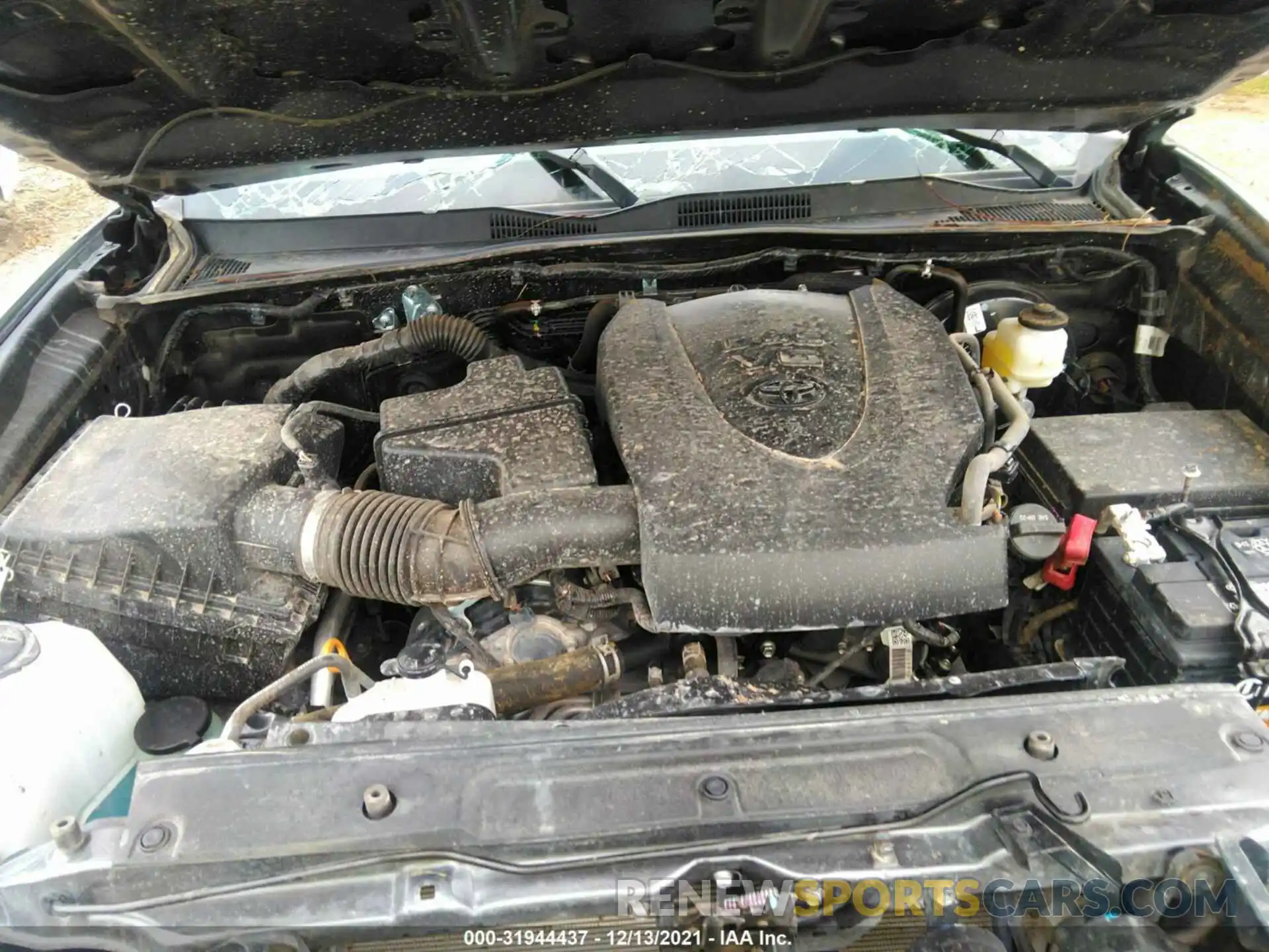 10 Фотография поврежденного автомобиля 5TFCZ5AN8MX269838 TOYOTA TACOMA 4WD 2021