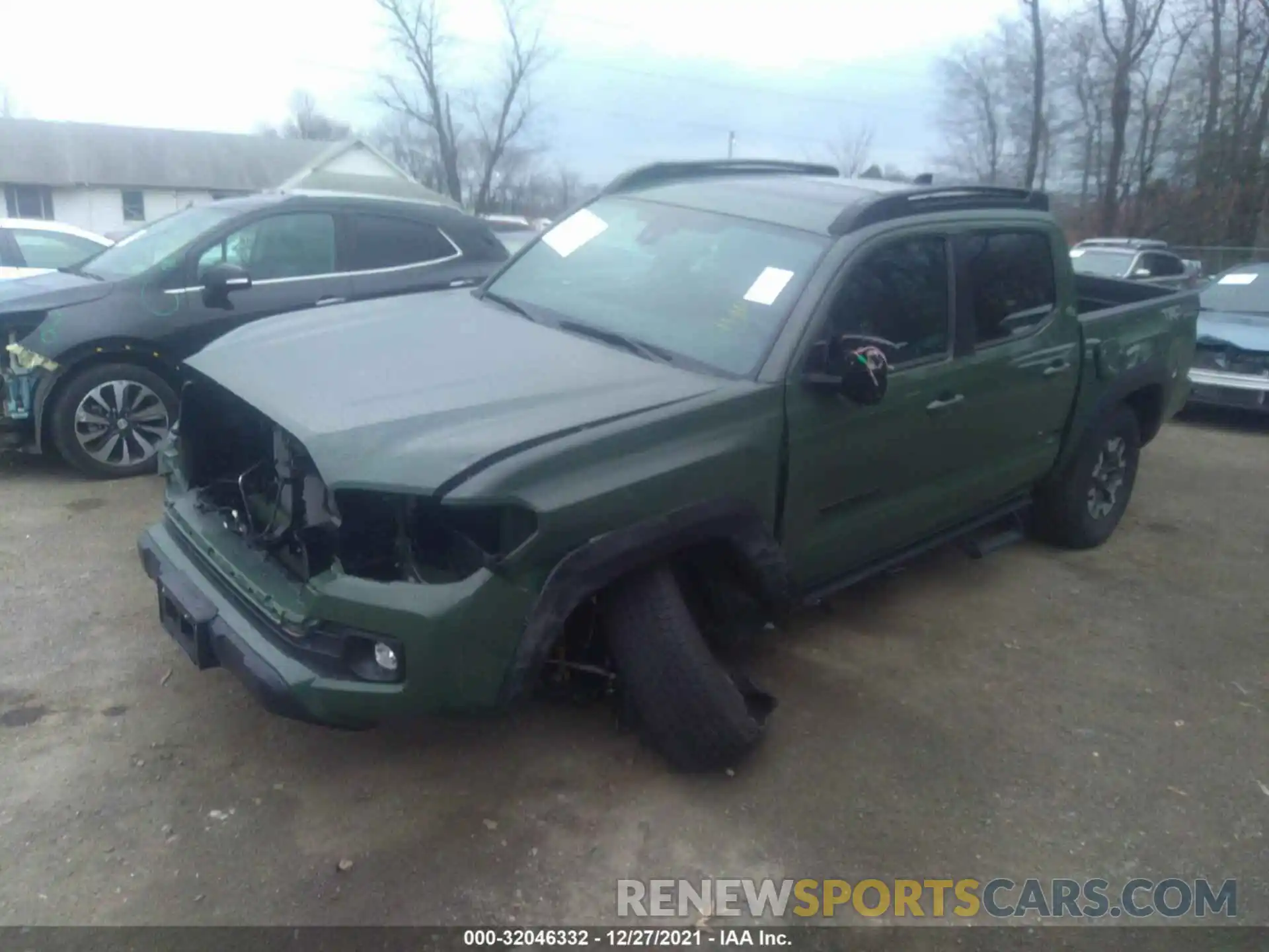 2 Photograph of a damaged car 5TFCZ5AN8MX273601 TOYOTA TACOMA 4WD 2021