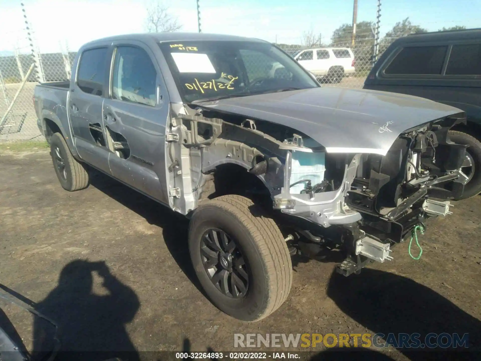 1 Photograph of a damaged car 5TFCZ5AN9MX250098 TOYOTA TACOMA 4WD 2021