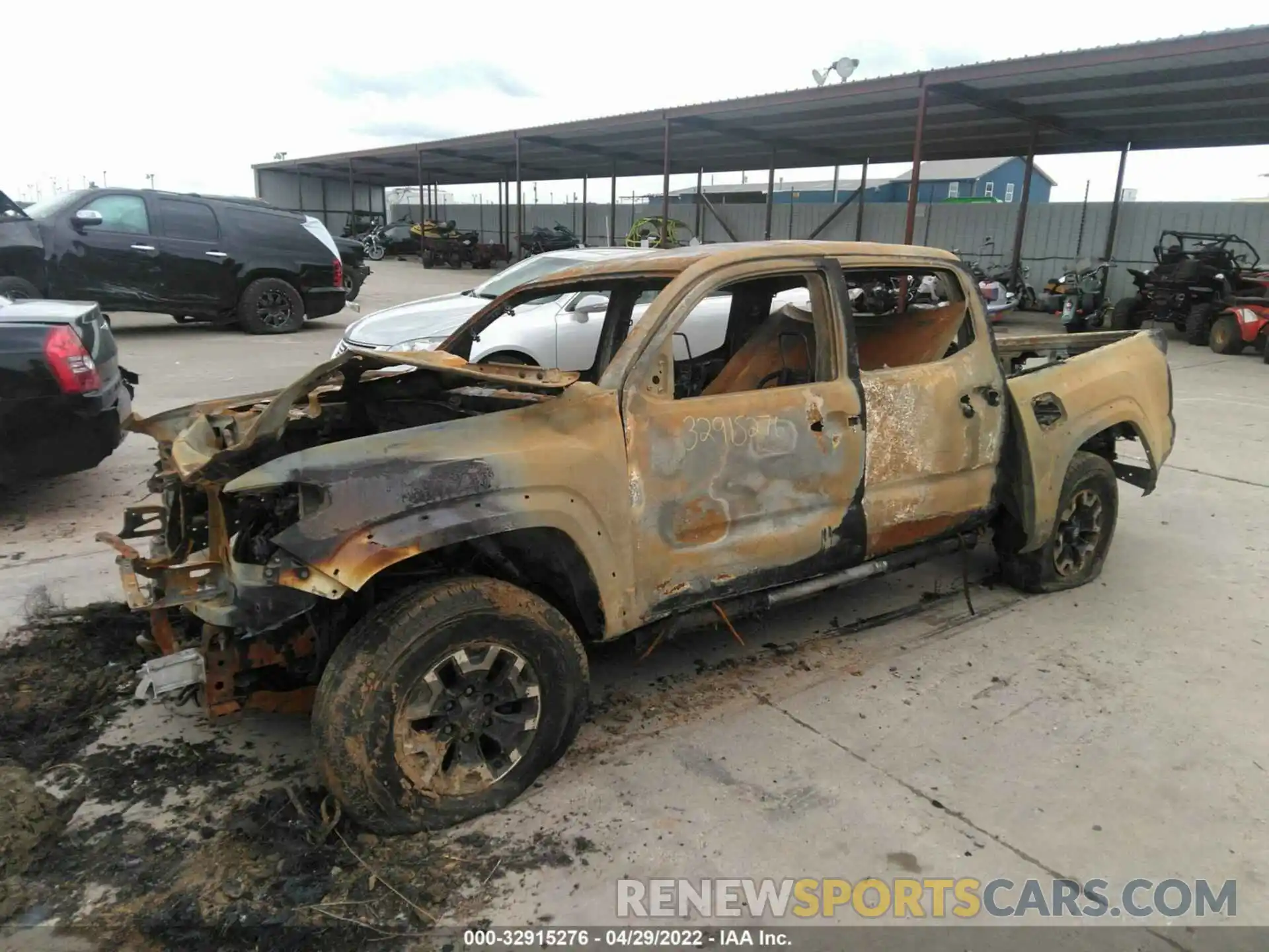 2 Photograph of a damaged car 5TFCZ5AN9MX256435 TOYOTA TACOMA 4WD 2021