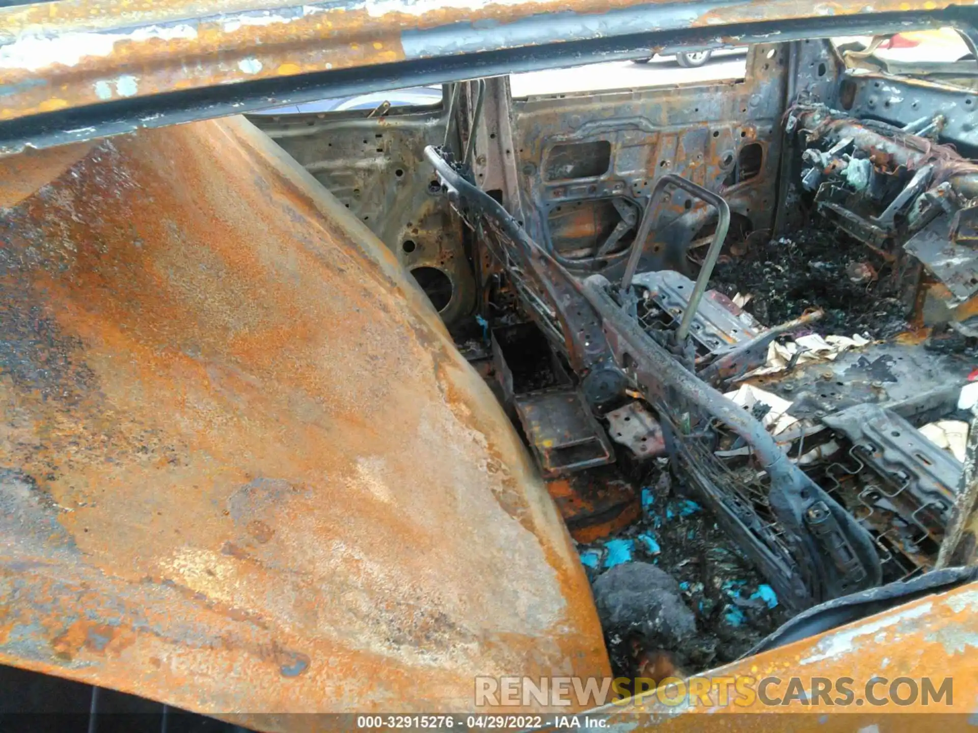 8 Photograph of a damaged car 5TFCZ5AN9MX256435 TOYOTA TACOMA 4WD 2021