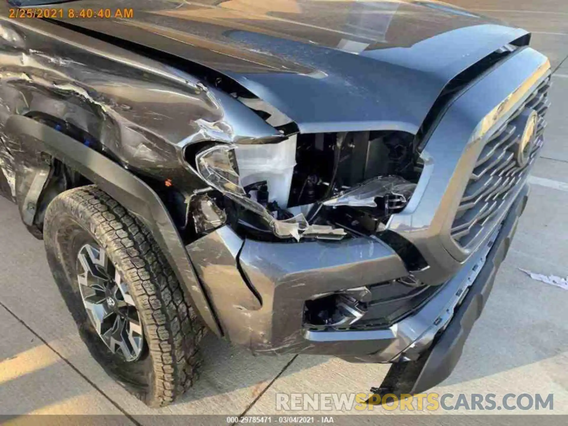 13 Фотография поврежденного автомобиля 5TFCZ5AN9MX259108 TOYOTA TACOMA 4WD 2021