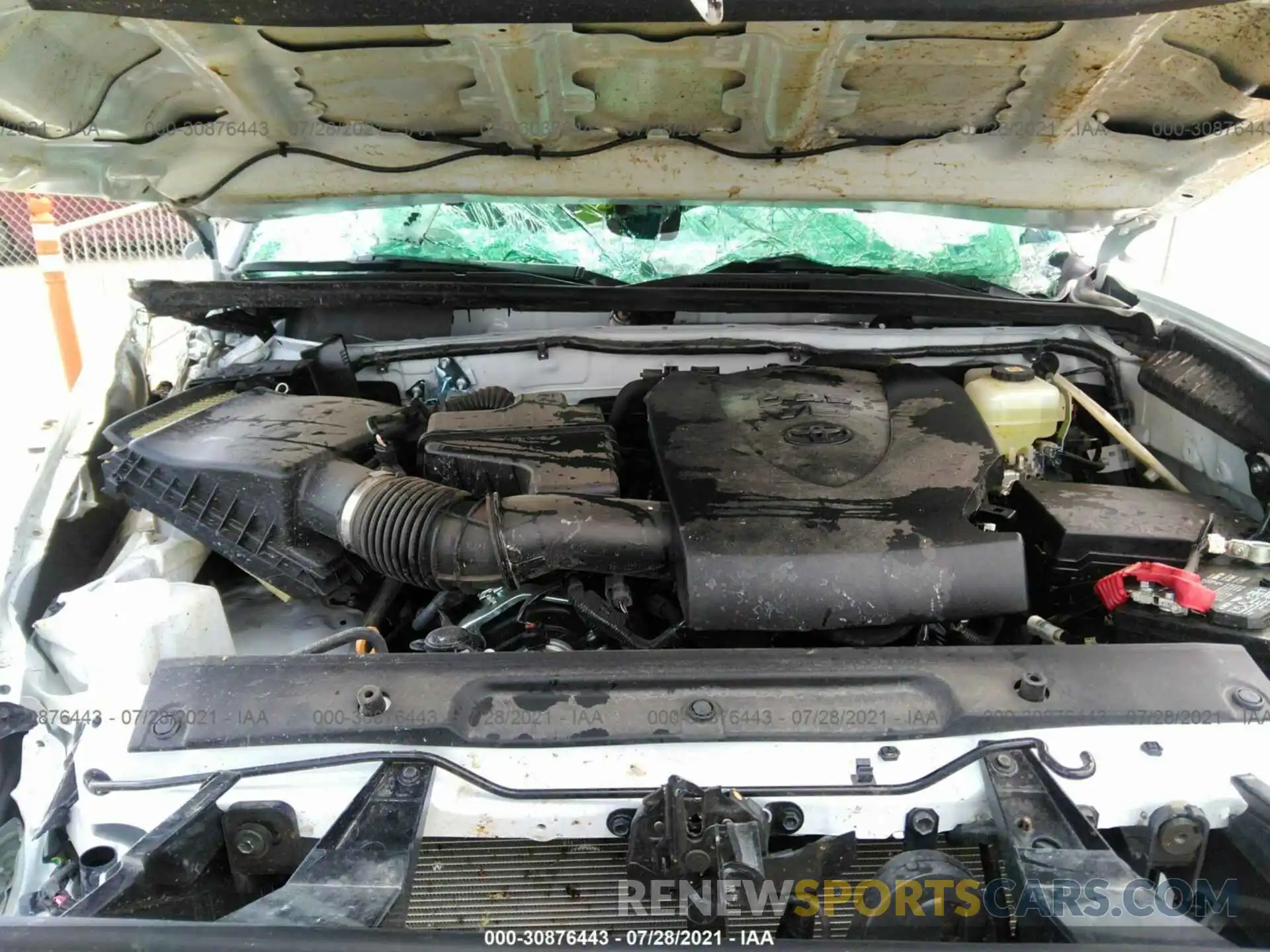 10 Photograph of a damaged car 5TFCZ5AN9MX267354 TOYOTA TACOMA 4WD 2021