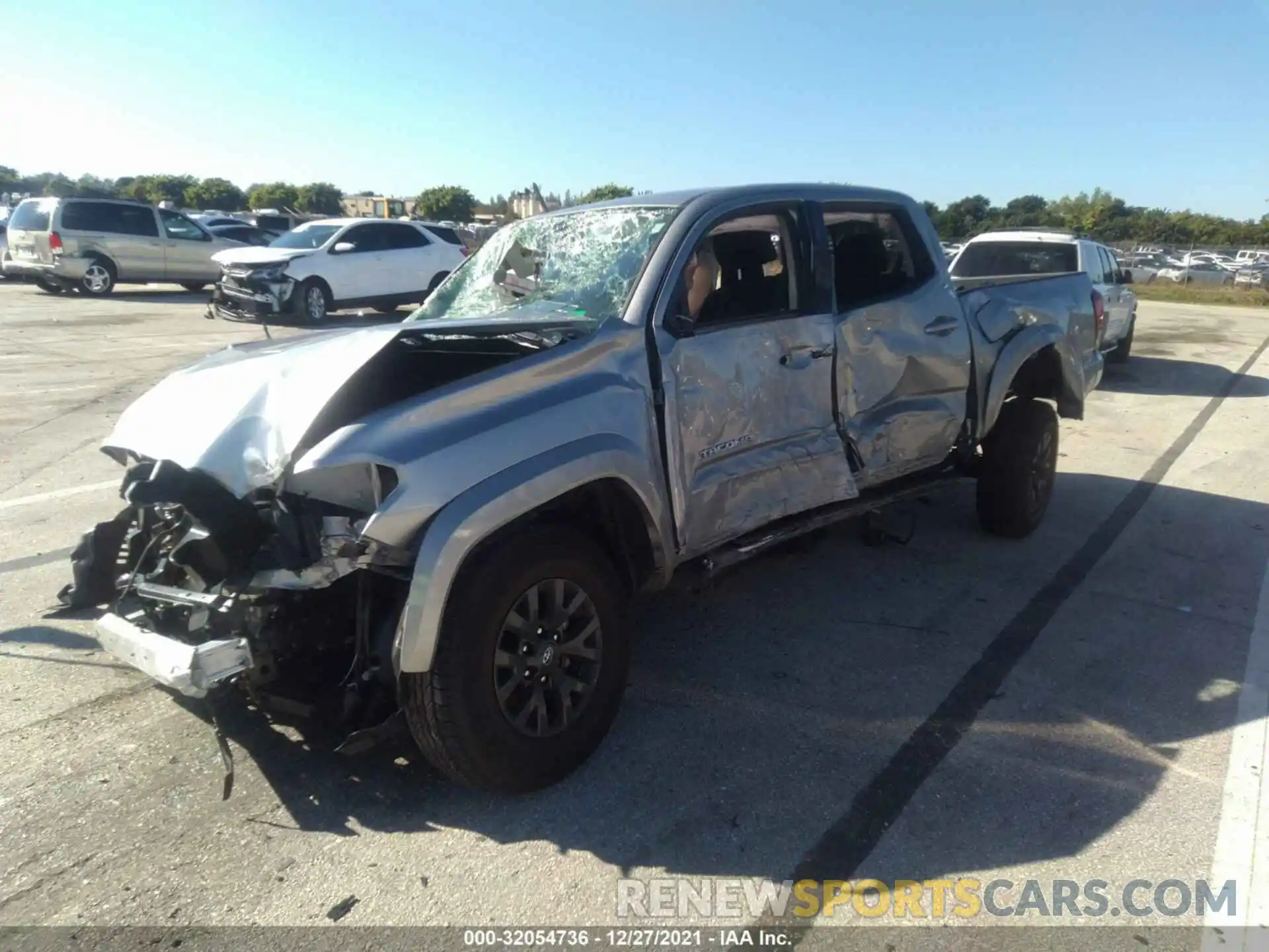 2 Photograph of a damaged car 5TFCZ5AN9MX277818 TOYOTA TACOMA 4WD 2021