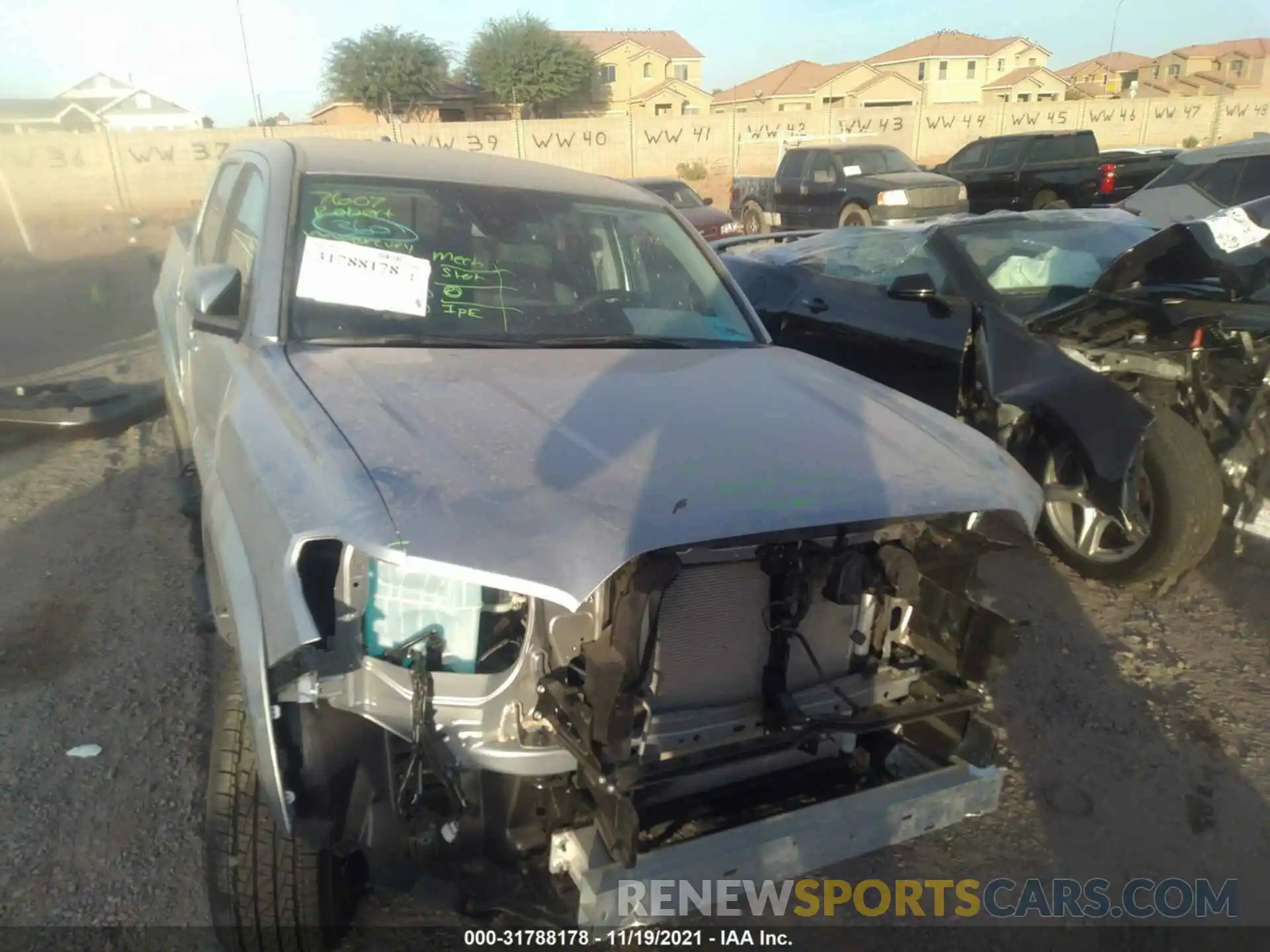 1 Photograph of a damaged car 5TFCZ5AN9MX280511 TOYOTA TACOMA 4WD 2021