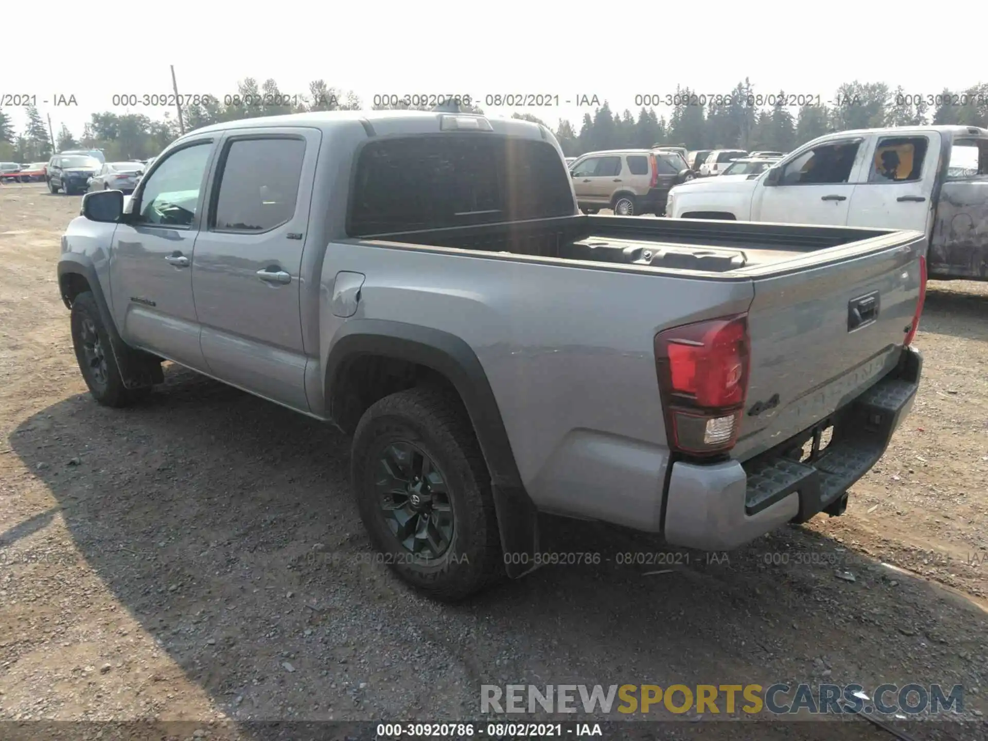 3 Фотография поврежденного автомобиля 5TFCZ5ANXMX248523 TOYOTA TACOMA 4WD 2021