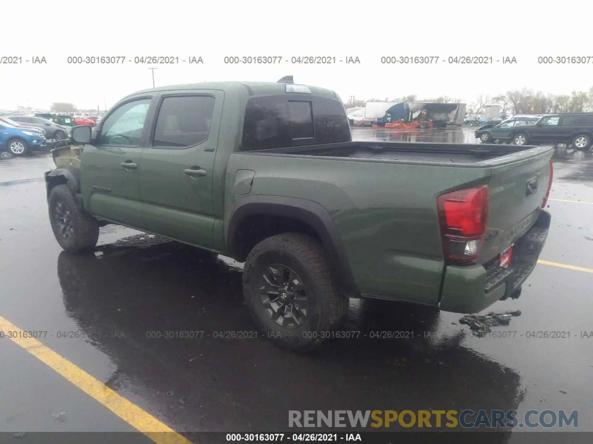 3 Фотография поврежденного автомобиля 5TFCZ5ANXMX261143 TOYOTA TACOMA 4WD 2021