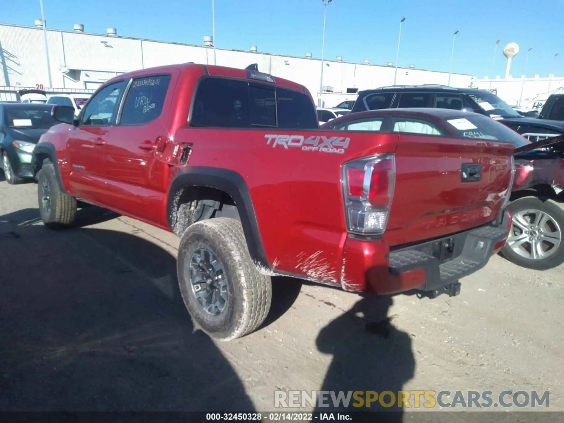 3 Photograph of a damaged car 5TFCZ5ANXMX262924 TOYOTA TACOMA 4WD 2021