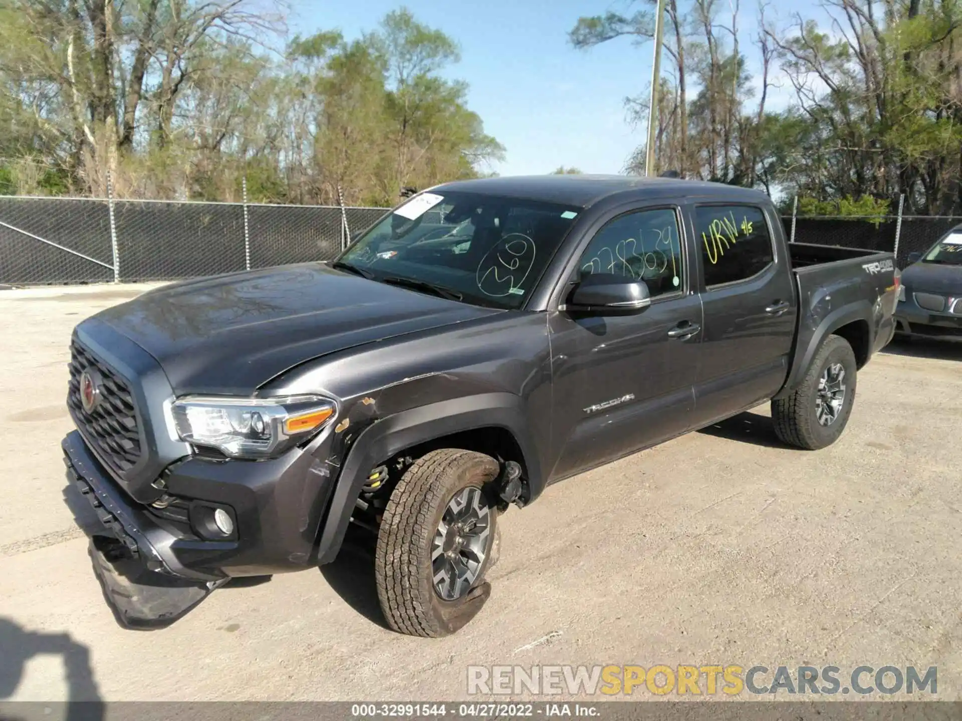 2 Фотография поврежденного автомобиля 5TFCZ5ANXMX265905 TOYOTA TACOMA 4WD 2021