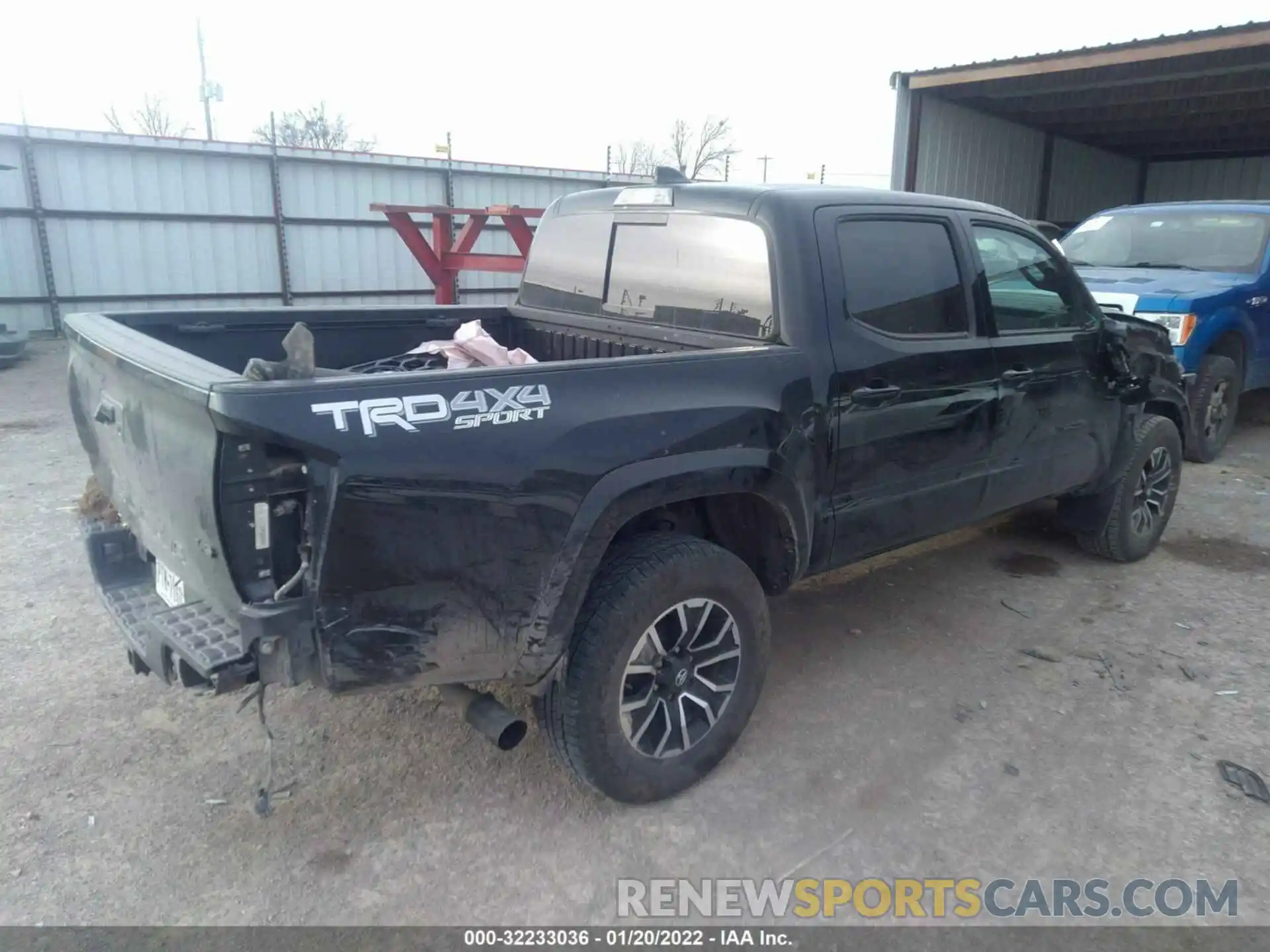 4 Фотография поврежденного автомобиля 5TFCZ5ANXMX274846 TOYOTA TACOMA 4WD 2021