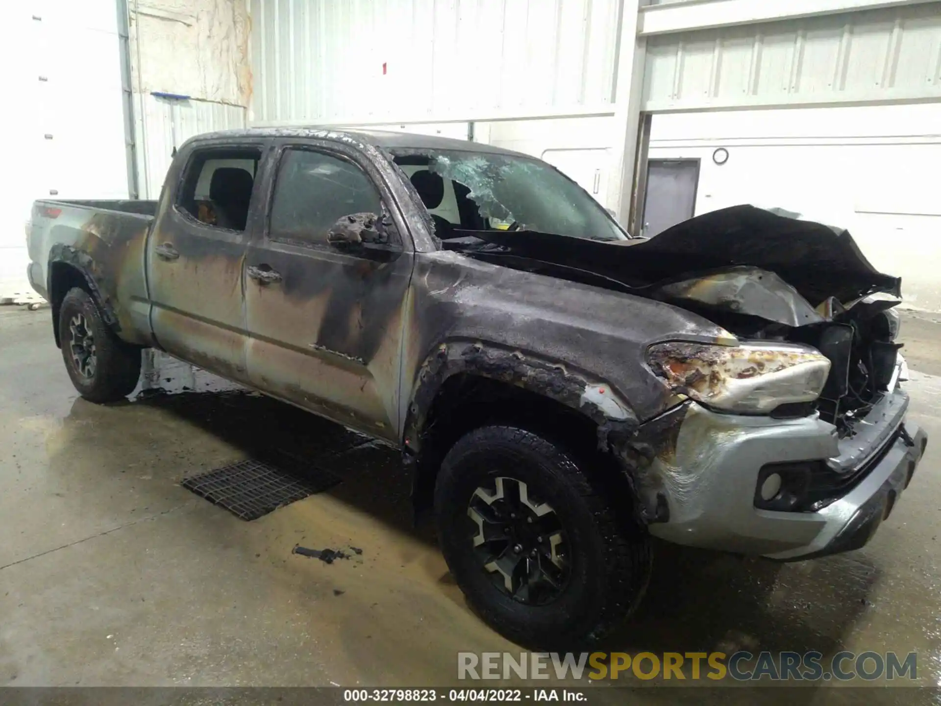 1 Photograph of a damaged car 5TFDZ5BN7MX066104 TOYOTA TACOMA 4WD 2021