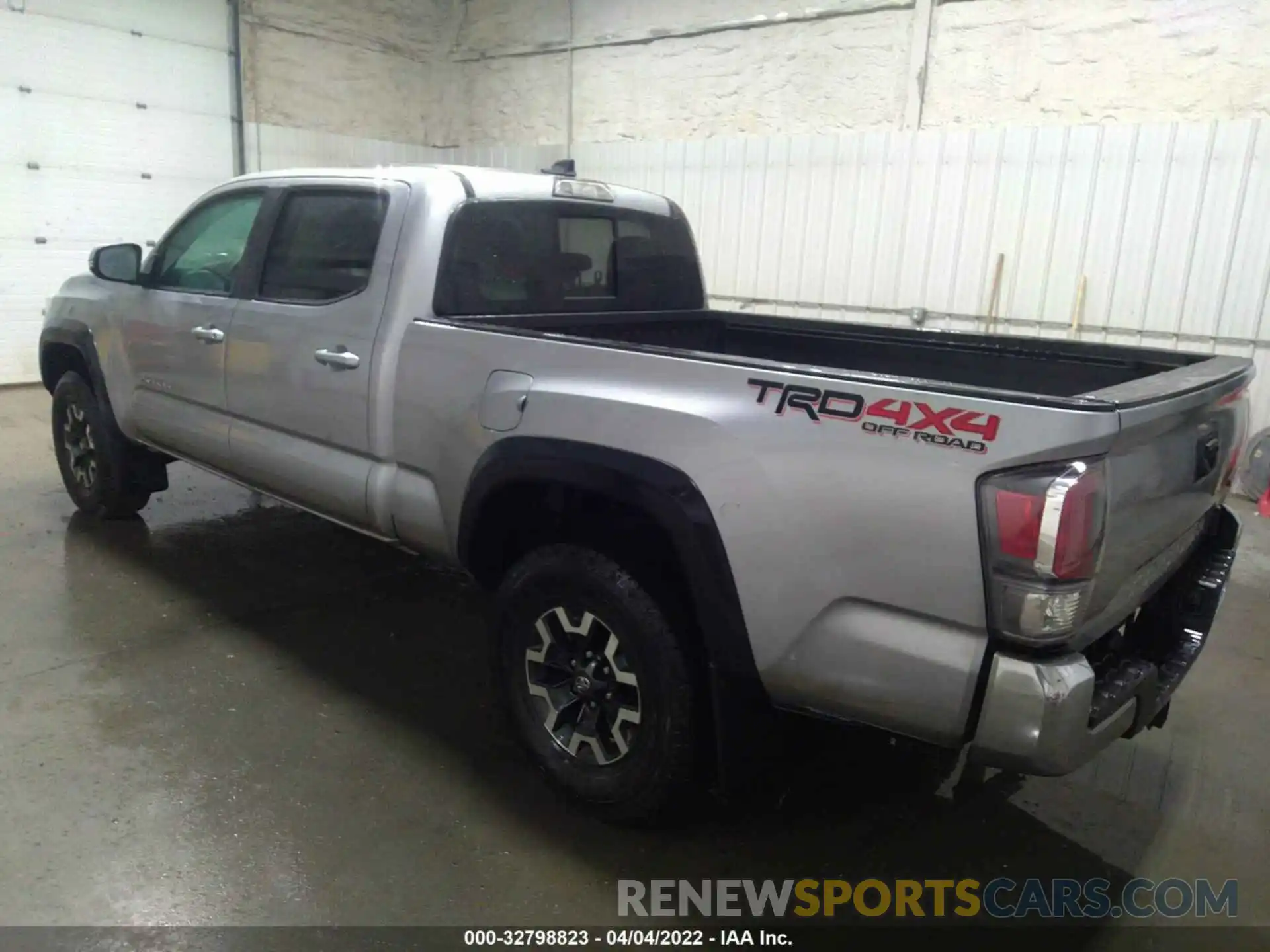 3 Photograph of a damaged car 5TFDZ5BN7MX066104 TOYOTA TACOMA 4WD 2021