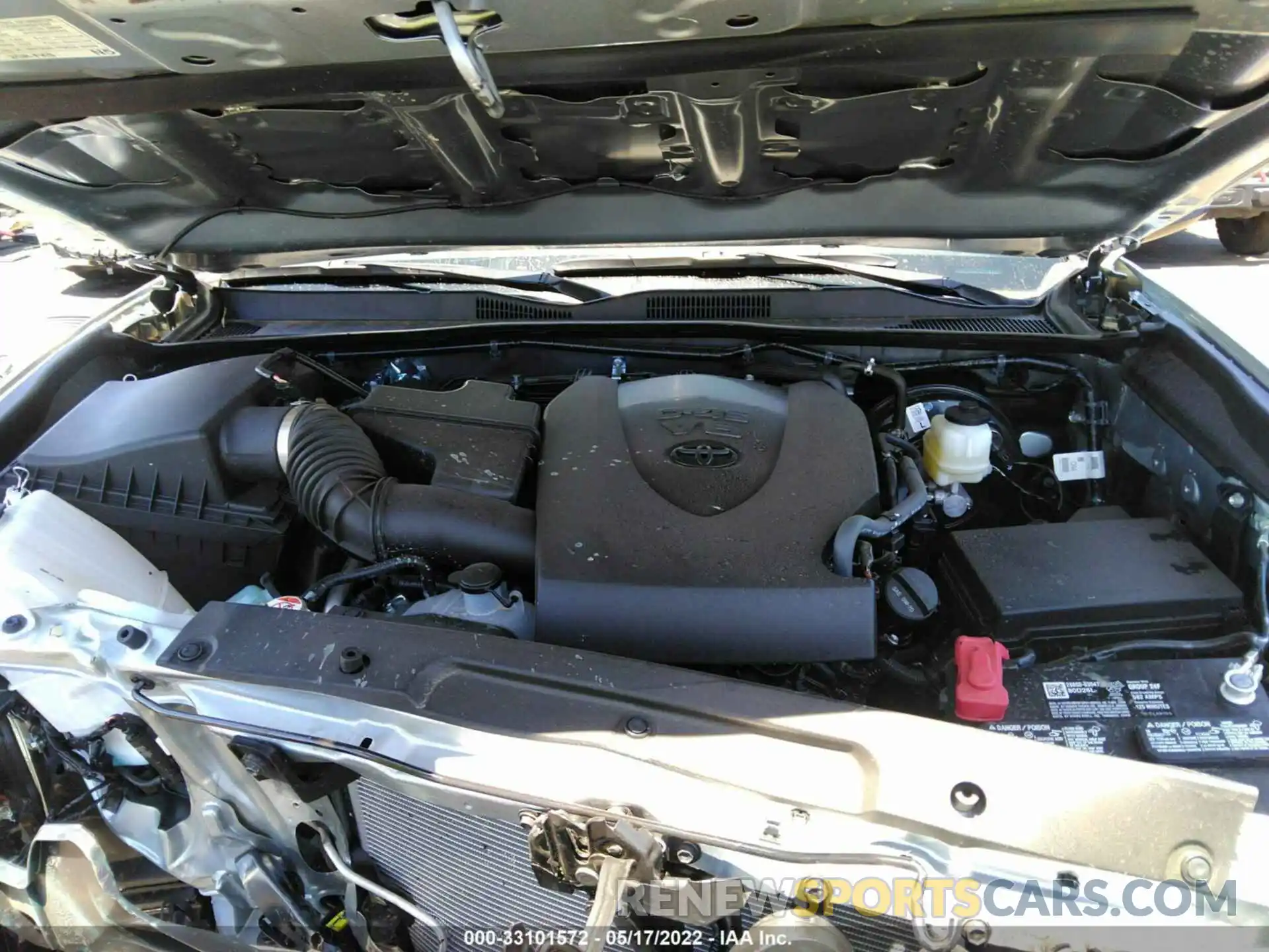 10 Photograph of a damaged car 3TMCZ5AN0NM457969 TOYOTA TACOMA 4WD 2022