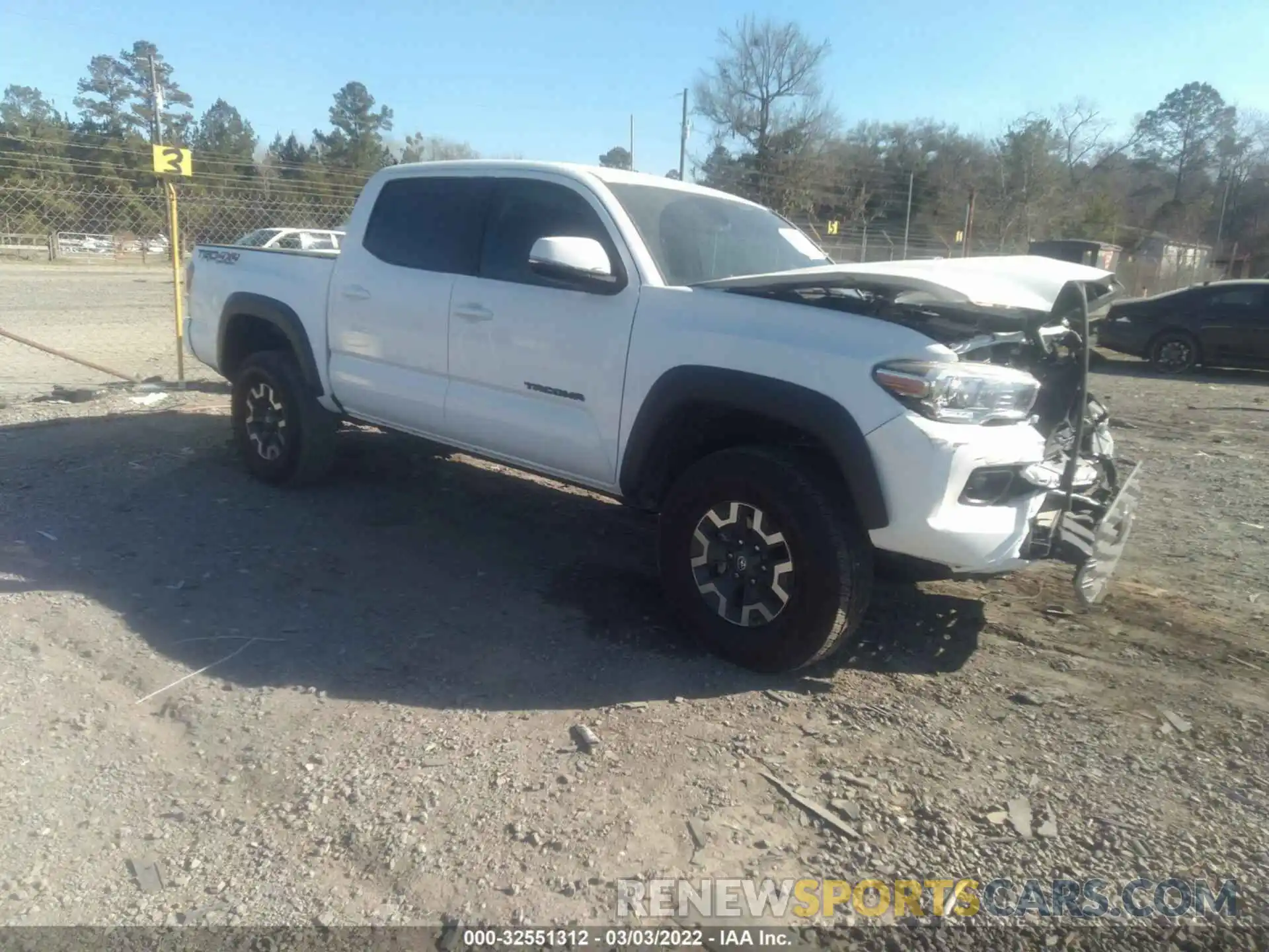 1 Photograph of a damaged car 3TMCZ5AN0NM472746 TOYOTA TACOMA 4WD 2022