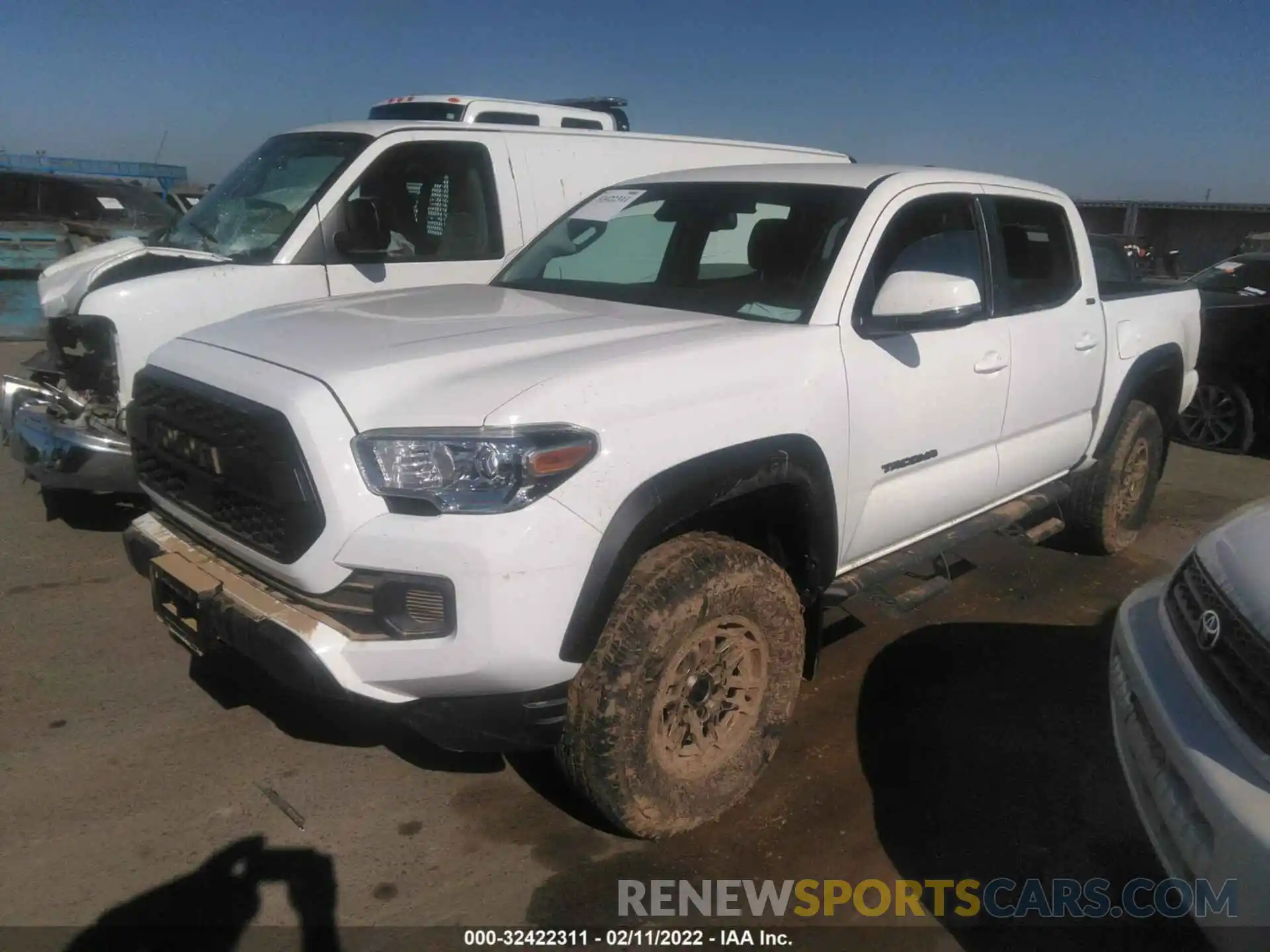 2 Photograph of a damaged car 3TMCZ5AN0NM473234 TOYOTA TACOMA 4WD 2022