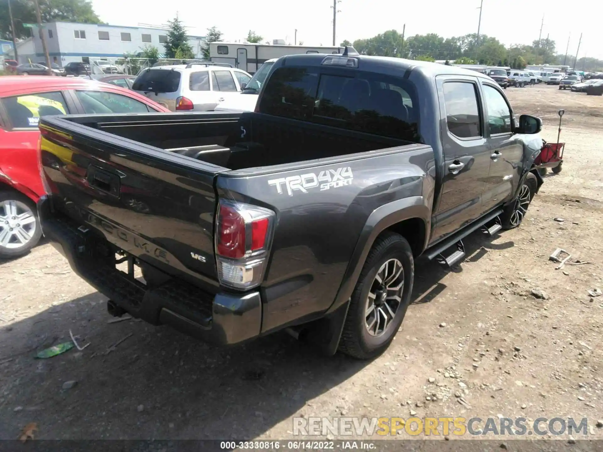 4 Фотография поврежденного автомобиля 3TMCZ5AN0NM490003 TOYOTA TACOMA 4WD 2022