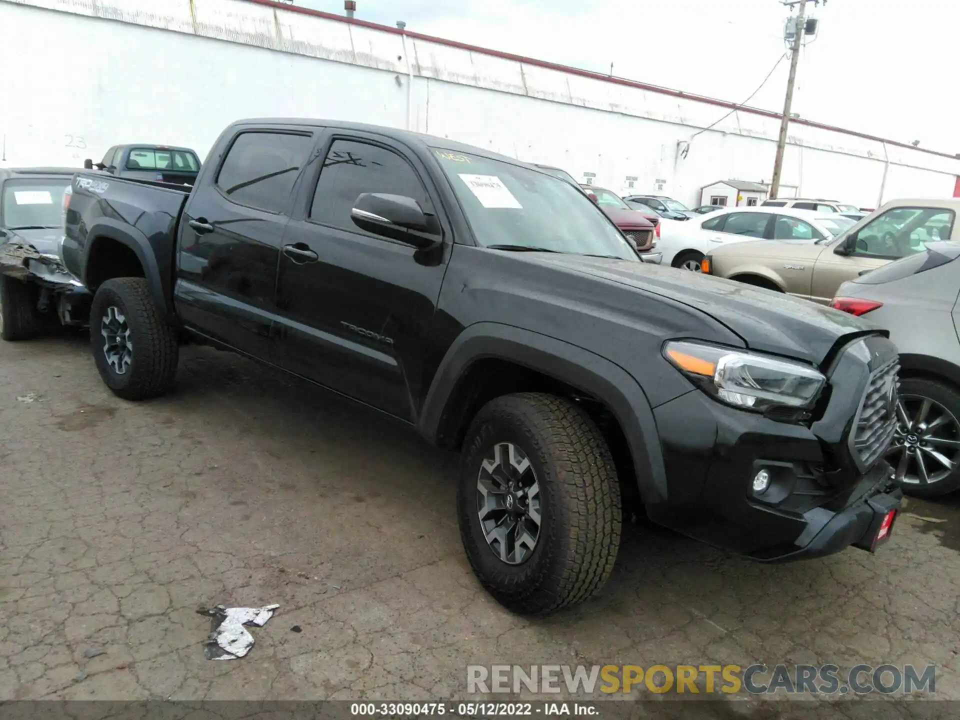 1 Photograph of a damaged car 3TMCZ5AN0NM490552 TOYOTA TACOMA 4WD 2022