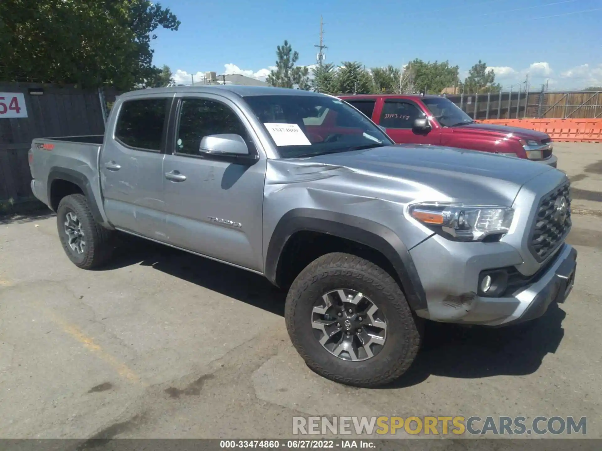 12 Photograph of a damaged car 3TMCZ5AN0NM494522 TOYOTA TACOMA 4WD 2022