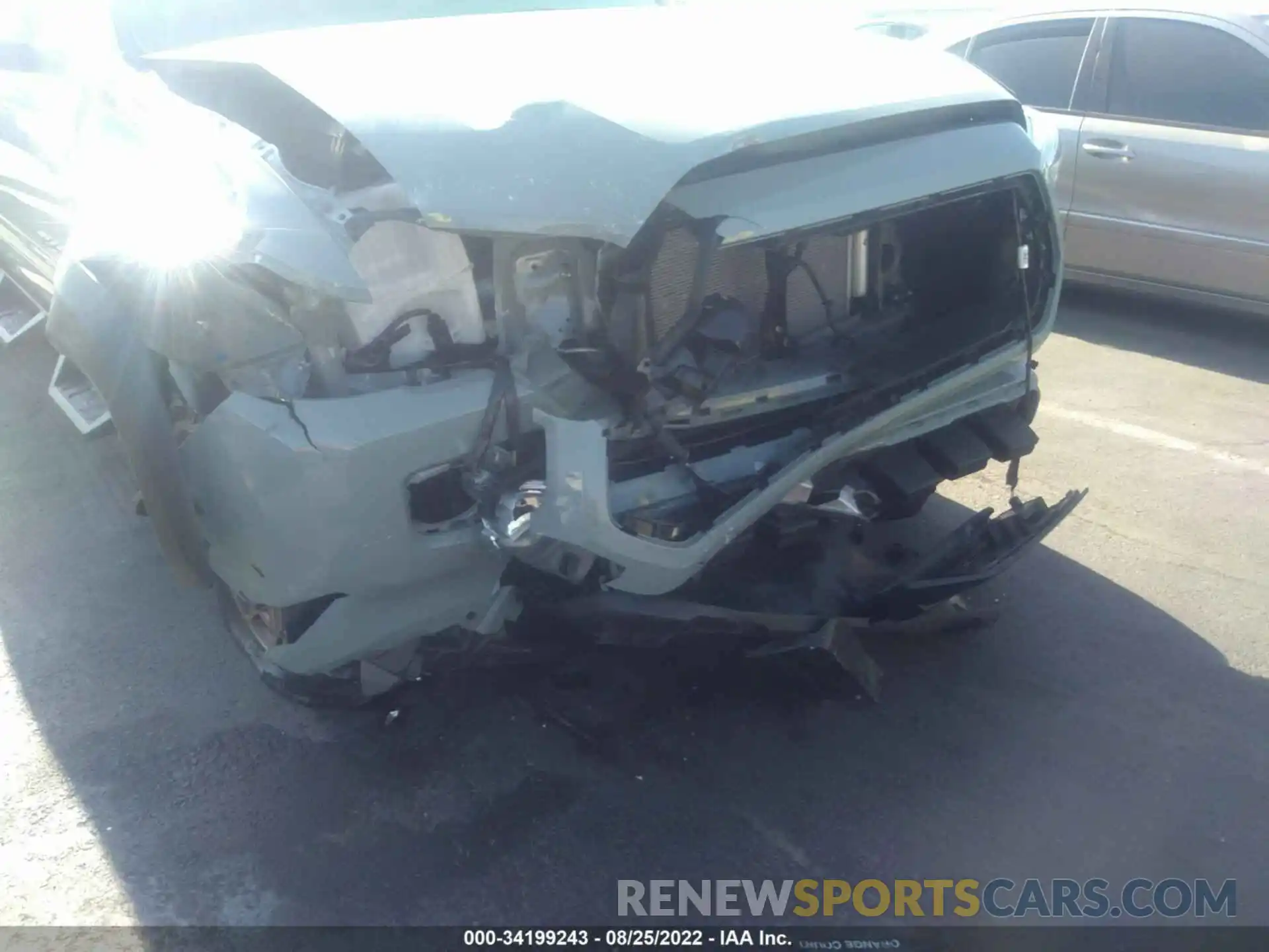 6 Photograph of a damaged car 3TMCZ5AN1NM477776 TOYOTA TACOMA 4WD 2022