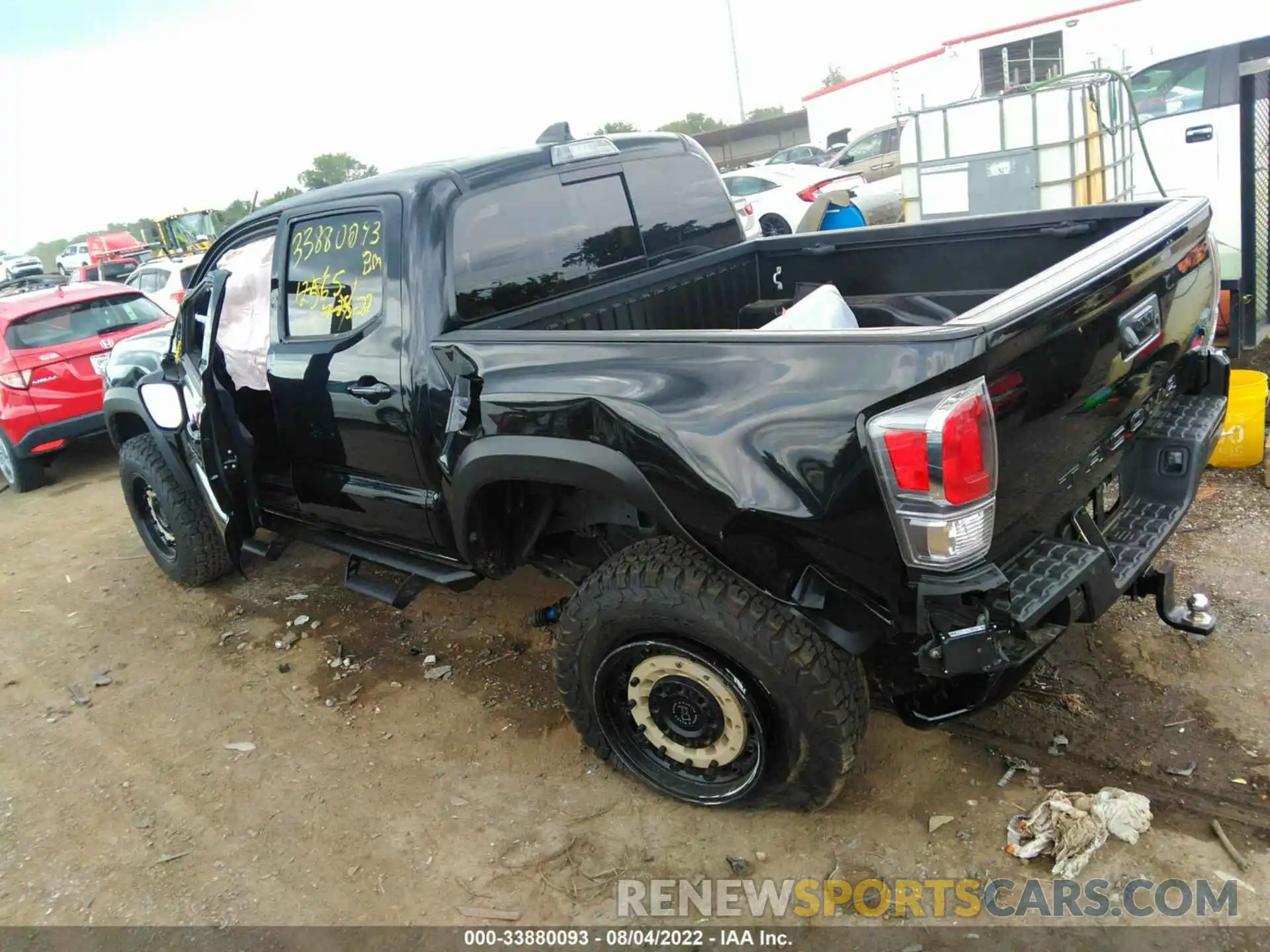 3 Фотография поврежденного автомобиля 3TMCZ5AN1NM483884 TOYOTA TACOMA 4WD 2022