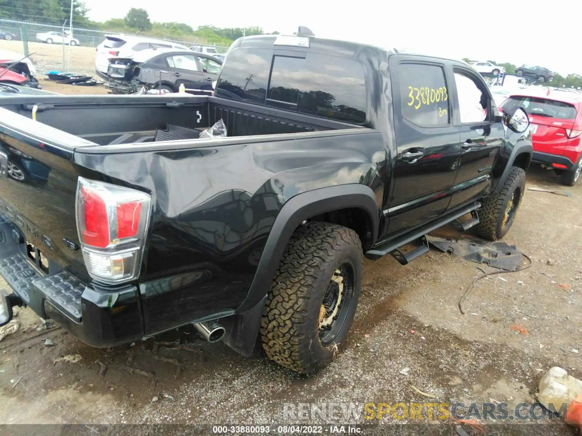 4 Фотография поврежденного автомобиля 3TMCZ5AN1NM483884 TOYOTA TACOMA 4WD 2022