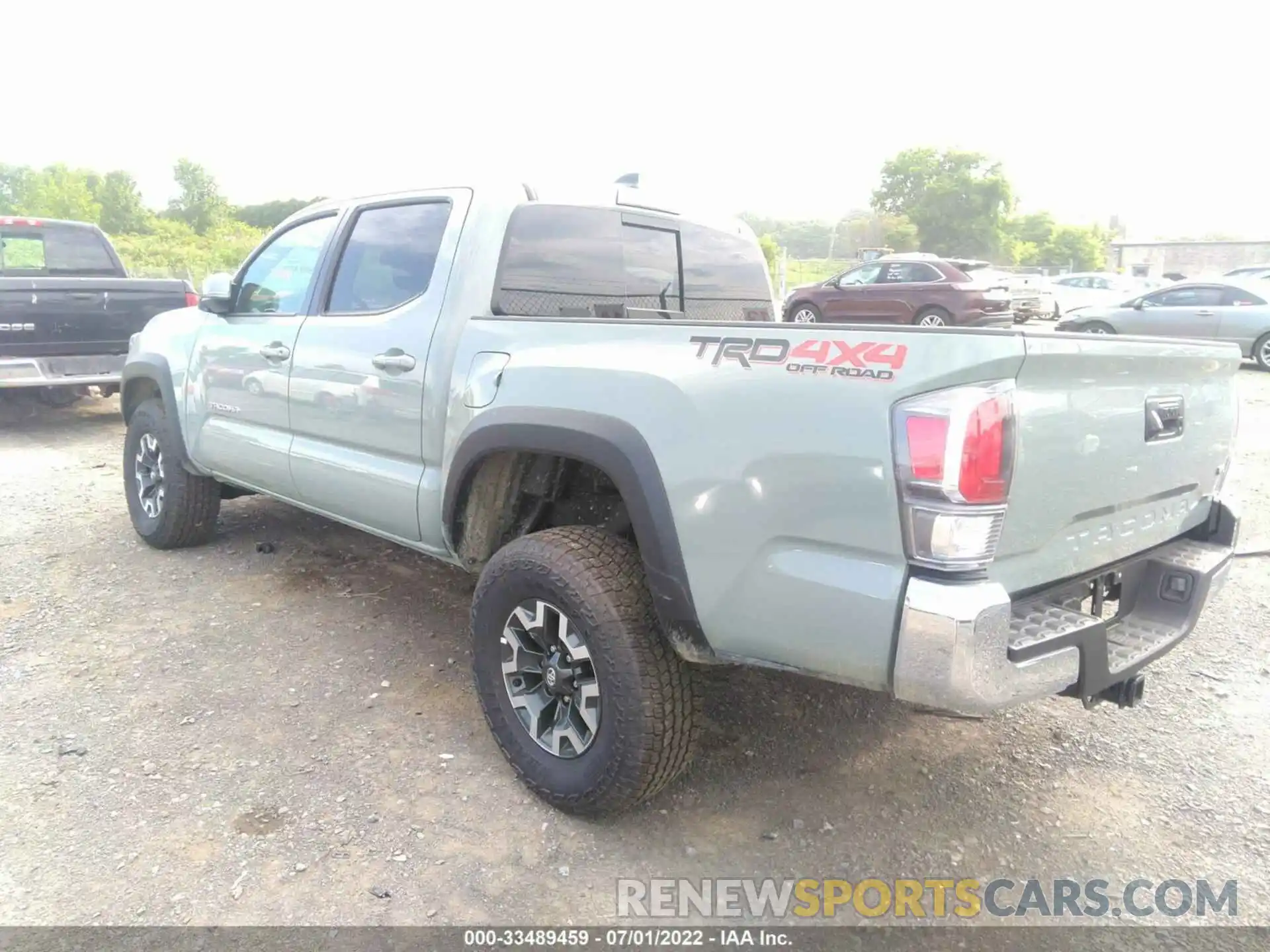 3 Фотография поврежденного автомобиля 3TMCZ5AN2NM495736 TOYOTA TACOMA 4WD 2022