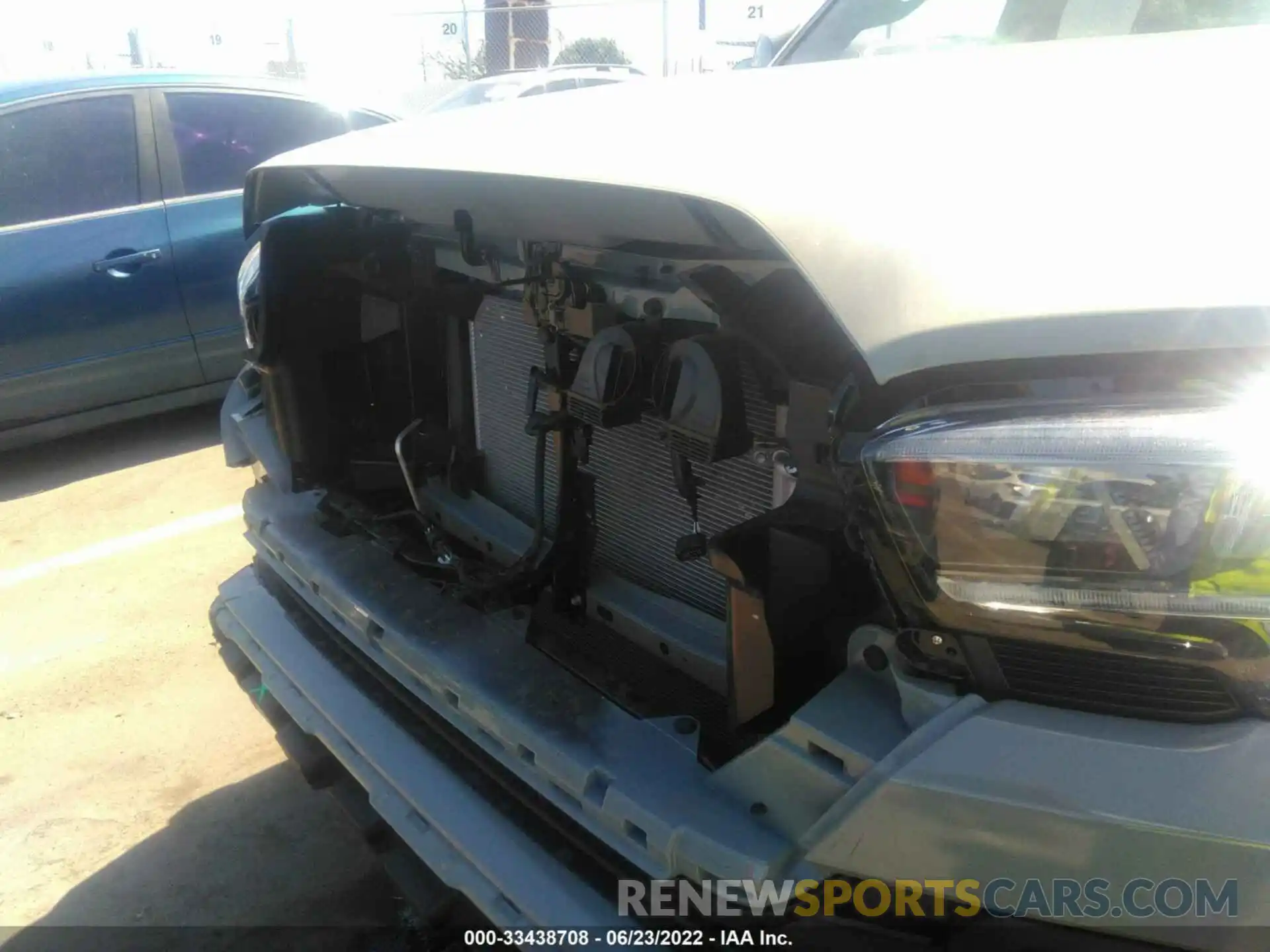 6 Photograph of a damaged car 3TMCZ5AN2NM501552 TOYOTA TACOMA 4WD 2022