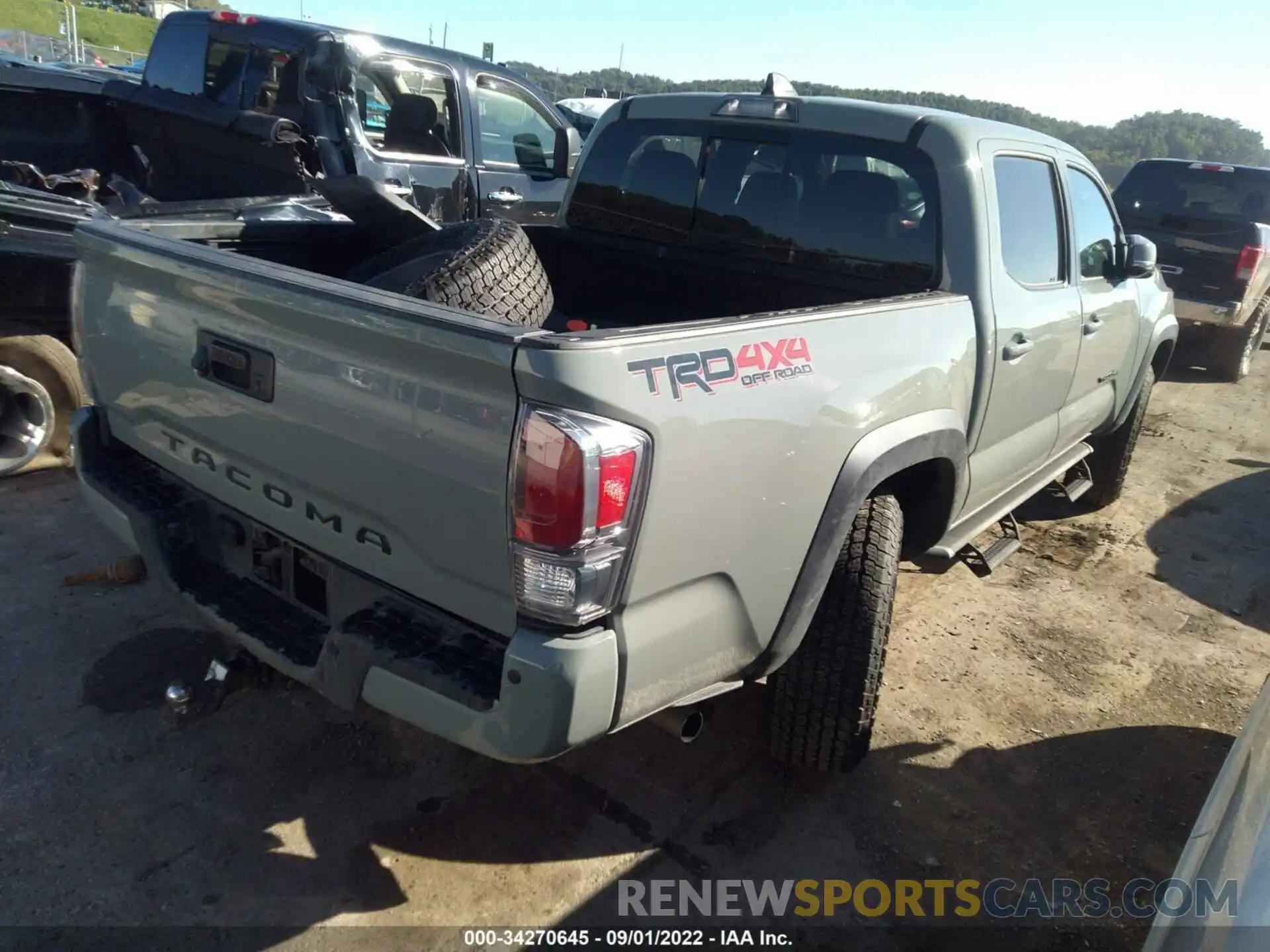 4 Фотография поврежденного автомобиля 3TMCZ5AN3NM462003 TOYOTA TACOMA 4WD 2022