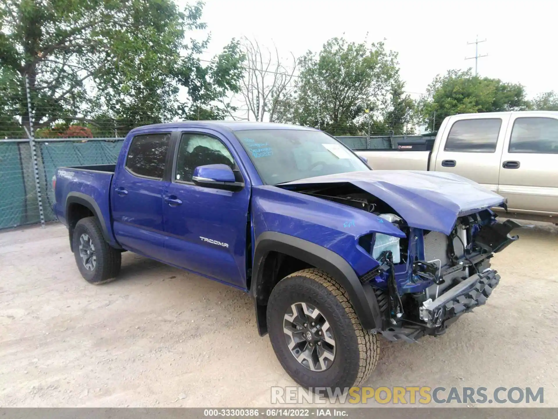 1 Photograph of a damaged car 3TMCZ5AN3NM487550 TOYOTA TACOMA 4WD 2022