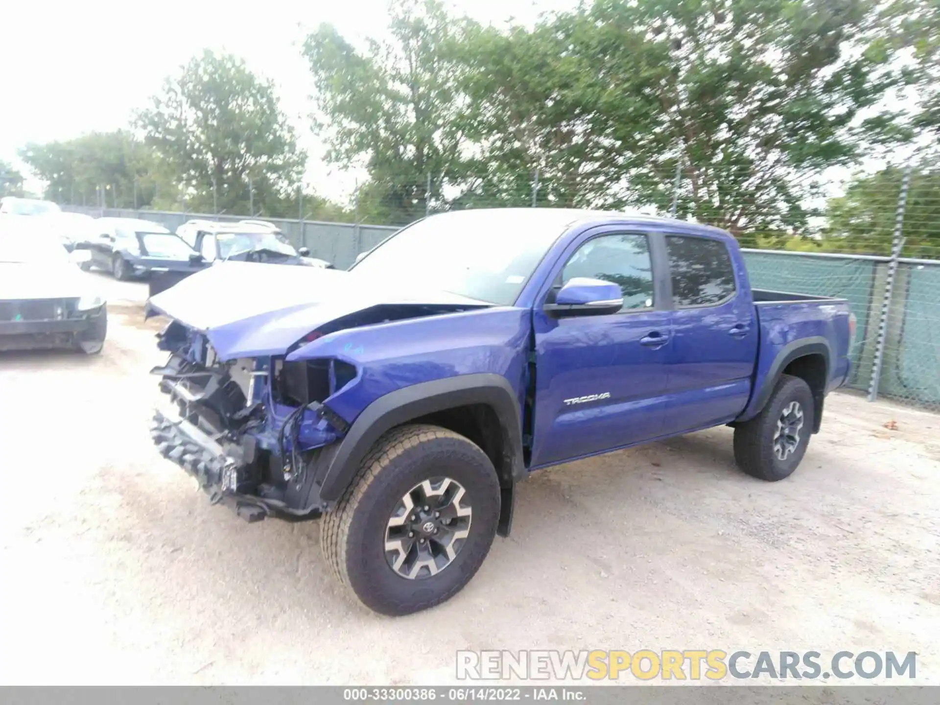 2 Photograph of a damaged car 3TMCZ5AN3NM487550 TOYOTA TACOMA 4WD 2022