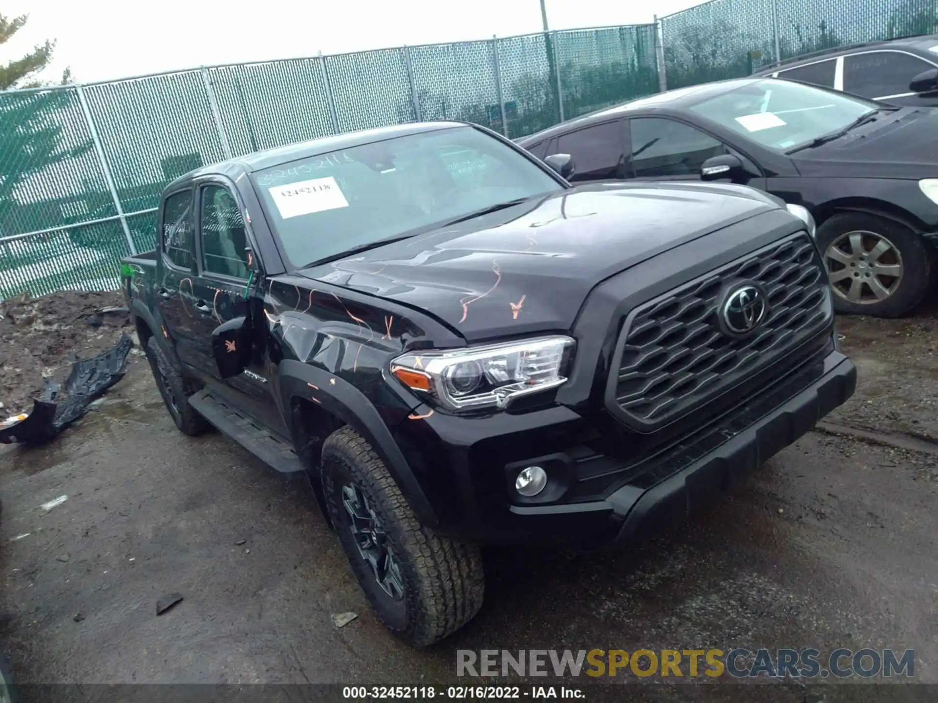 1 Photograph of a damaged car 3TMCZ5AN4NM454346 TOYOTA TACOMA 4WD 2022