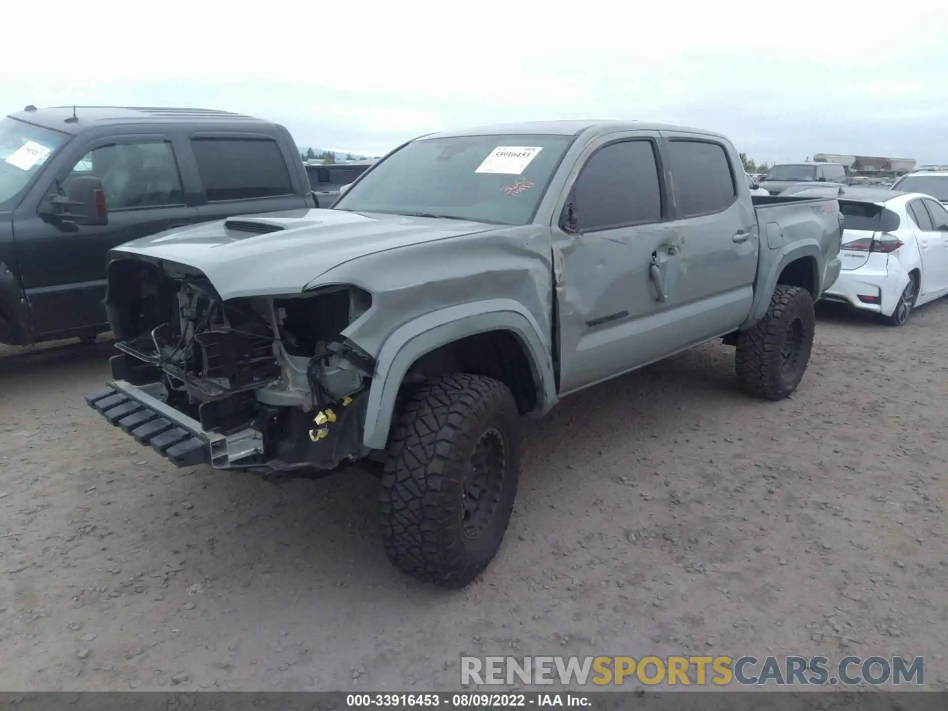 2 Photograph of a damaged car 3TMCZ5AN4NM454542 TOYOTA TACOMA 4WD 2022