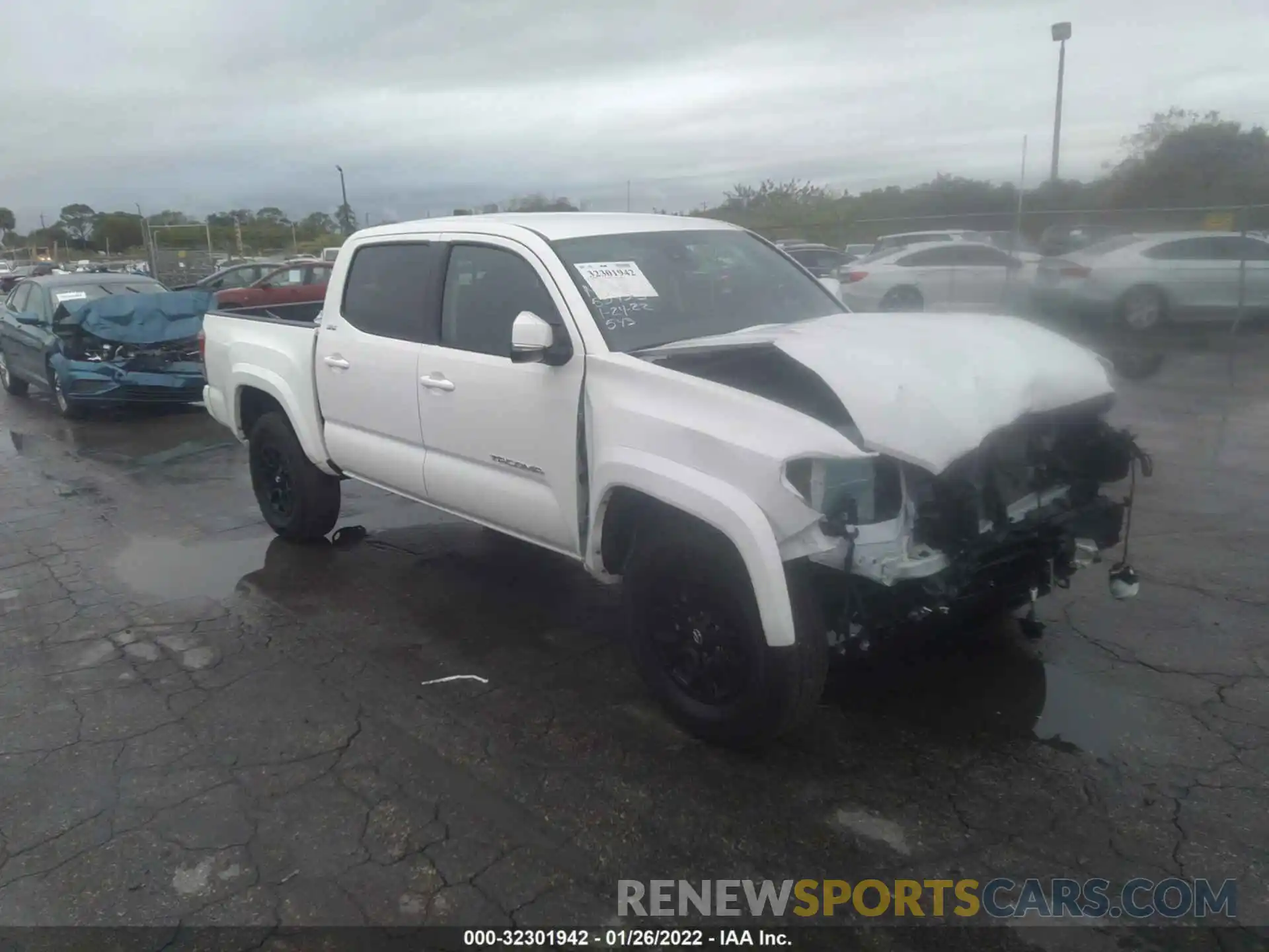 1 Photograph of a damaged car 3TMCZ5AN4NM463791 TOYOTA TACOMA 4WD 2022