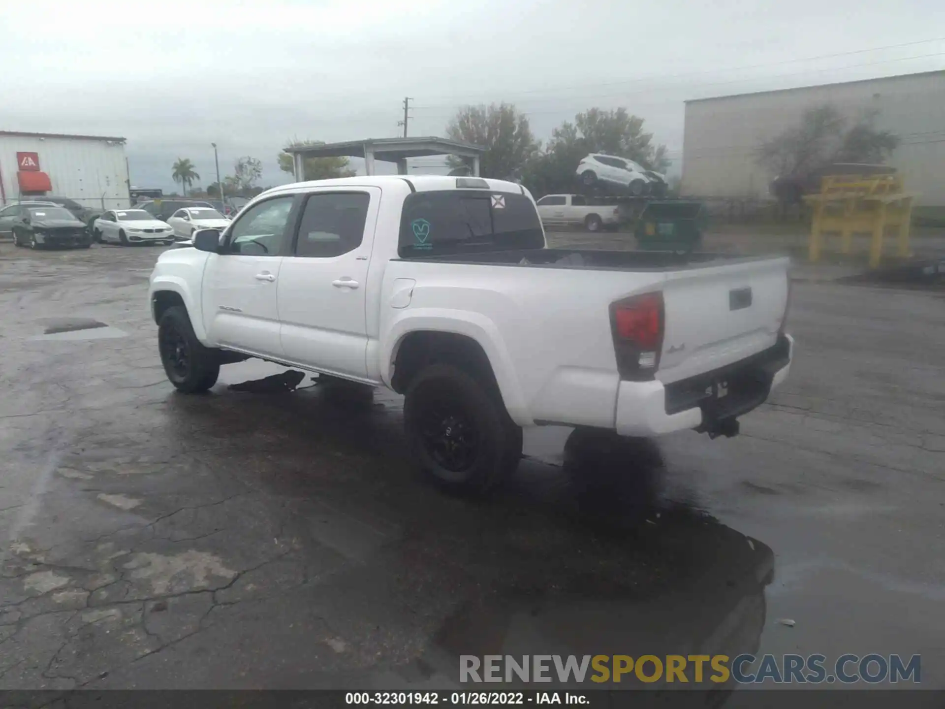 3 Photograph of a damaged car 3TMCZ5AN4NM463791 TOYOTA TACOMA 4WD 2022