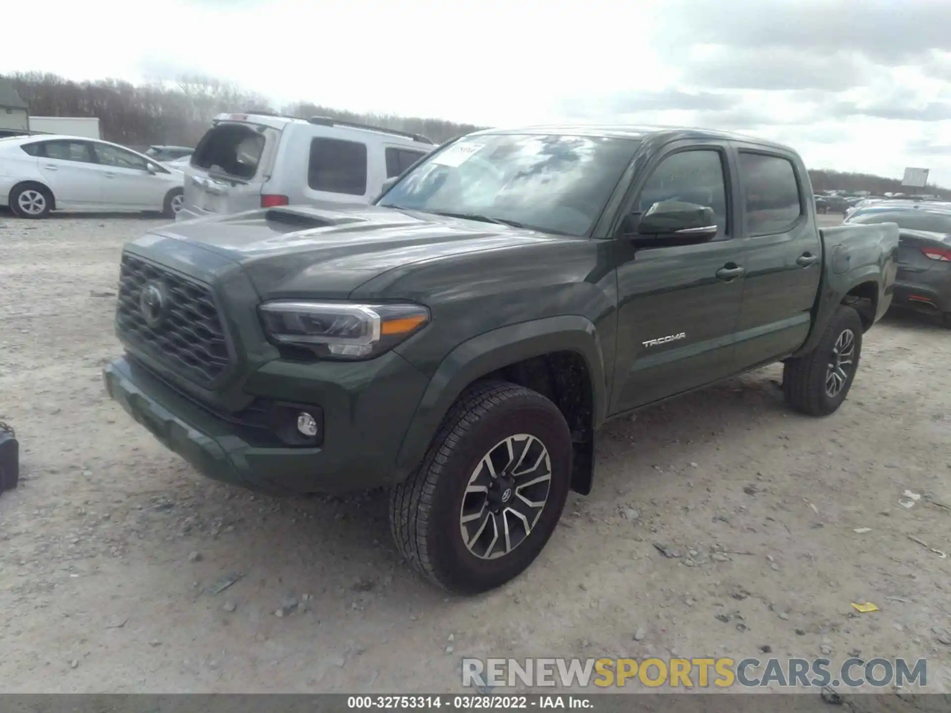 2 Photograph of a damaged car 3TMCZ5AN4NM471440 TOYOTA TACOMA 4WD 2022