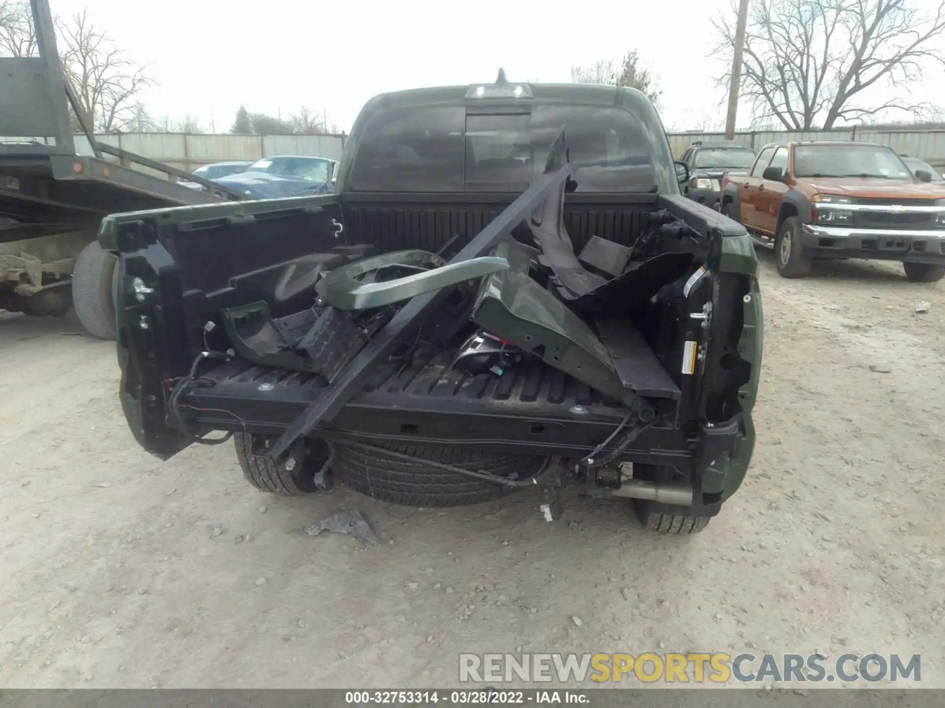 6 Photograph of a damaged car 3TMCZ5AN4NM471440 TOYOTA TACOMA 4WD 2022