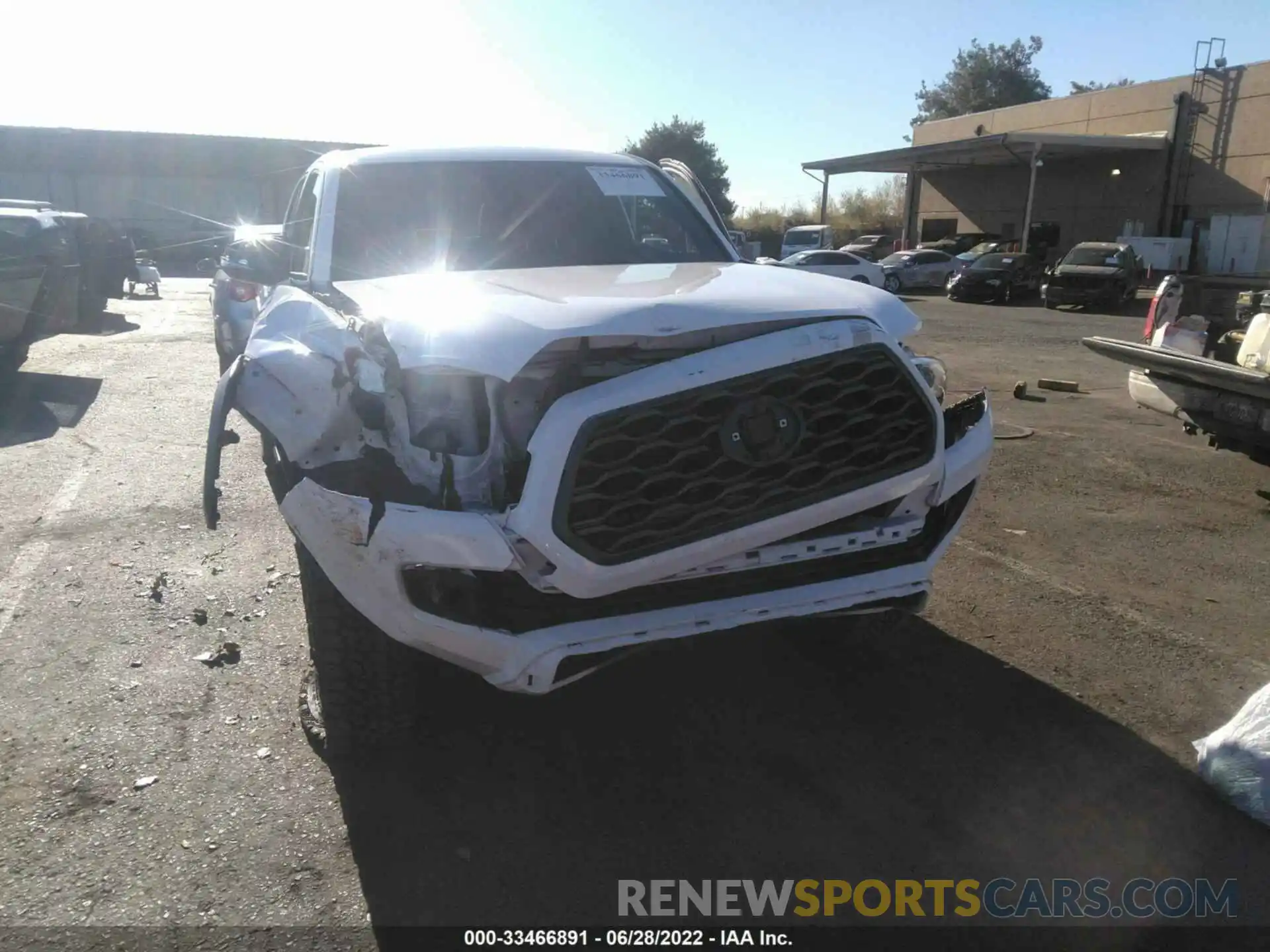 6 Photograph of a damaged car 3TMCZ5AN5NM457921 TOYOTA TACOMA 4WD 2022