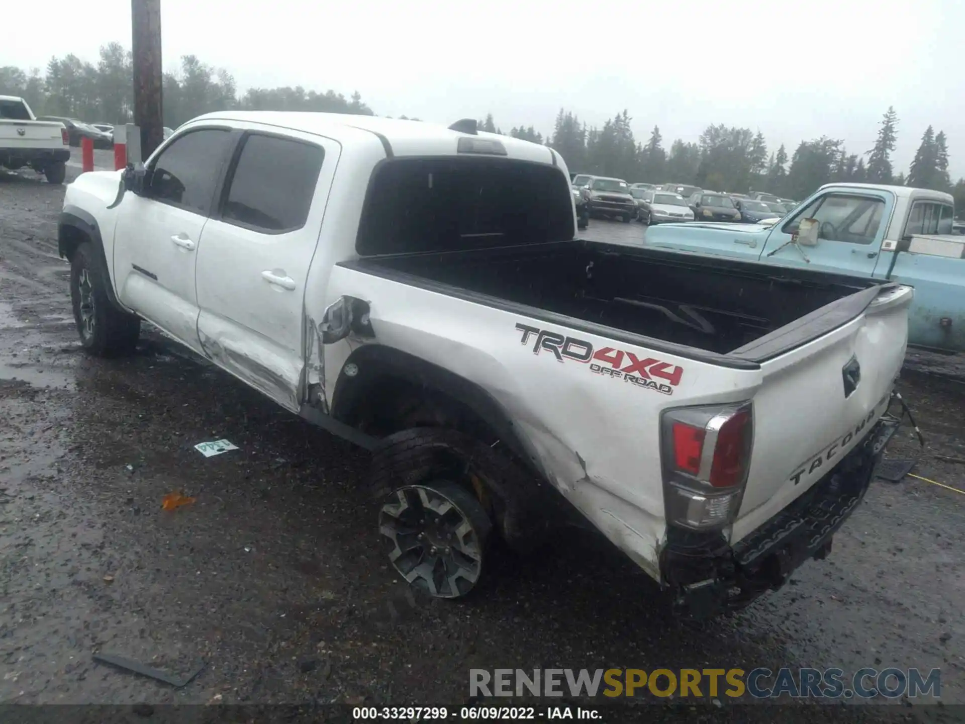 3 Photograph of a damaged car 3TMCZ5AN5NM467011 TOYOTA TACOMA 4WD 2022