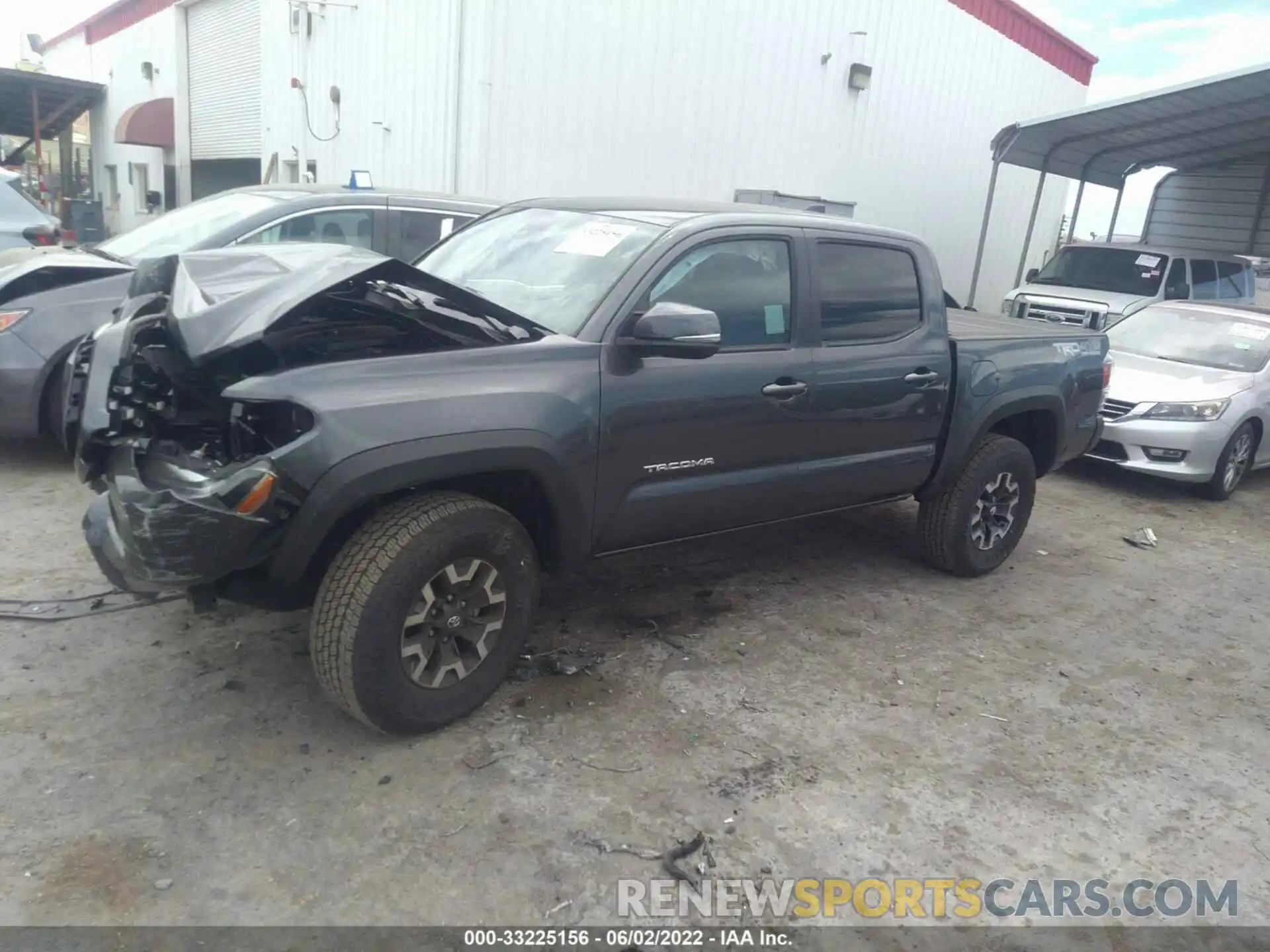 2 Photograph of a damaged car 3TMCZ5AN6NM457135 TOYOTA TACOMA 4WD 2022