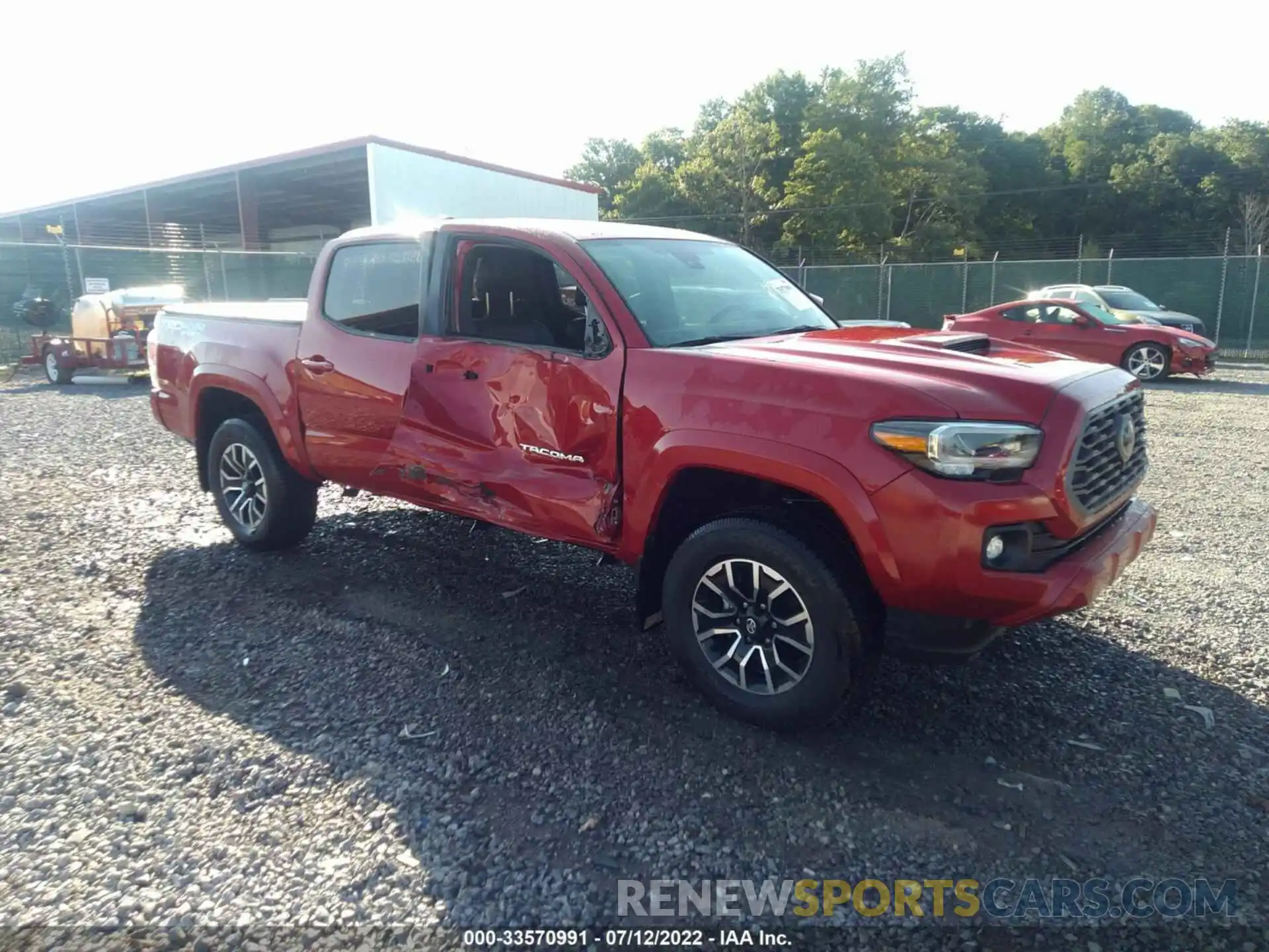 1 Photograph of a damaged car 3TMCZ5AN6NM465347 TOYOTA TACOMA 4WD 2022