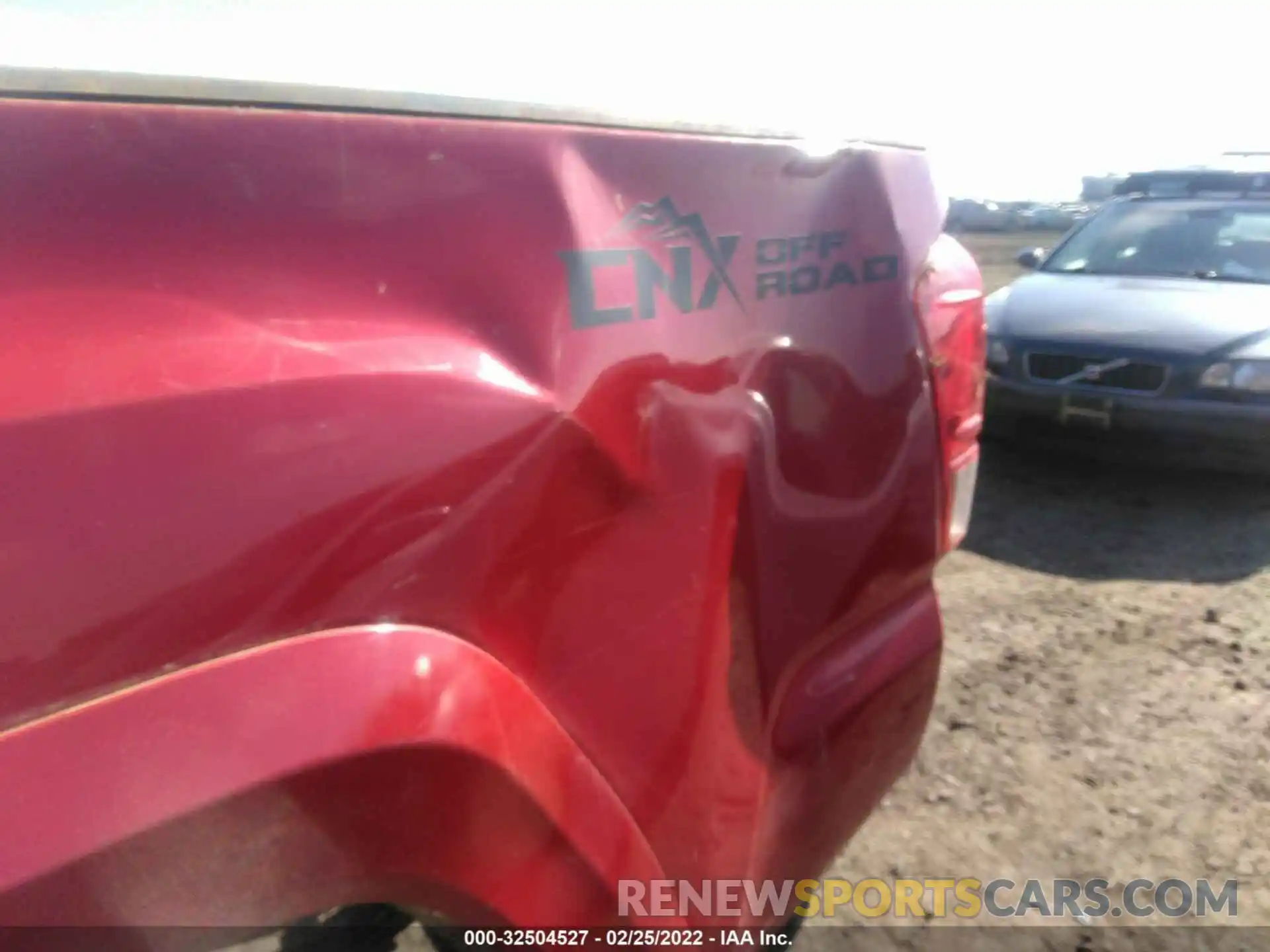 12 Photograph of a damaged car 3TMCZ5AN6NM471486 TOYOTA TACOMA 4WD 2022