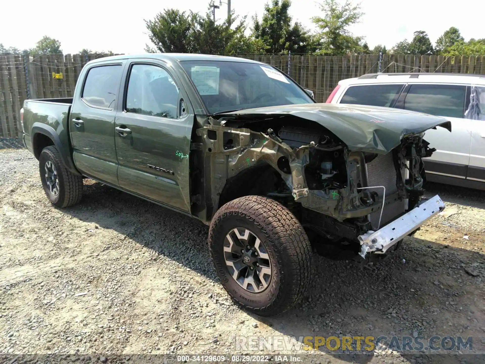 1 Photograph of a damaged car 3TMCZ5AN6NM487901 TOYOTA TACOMA 4WD 2022